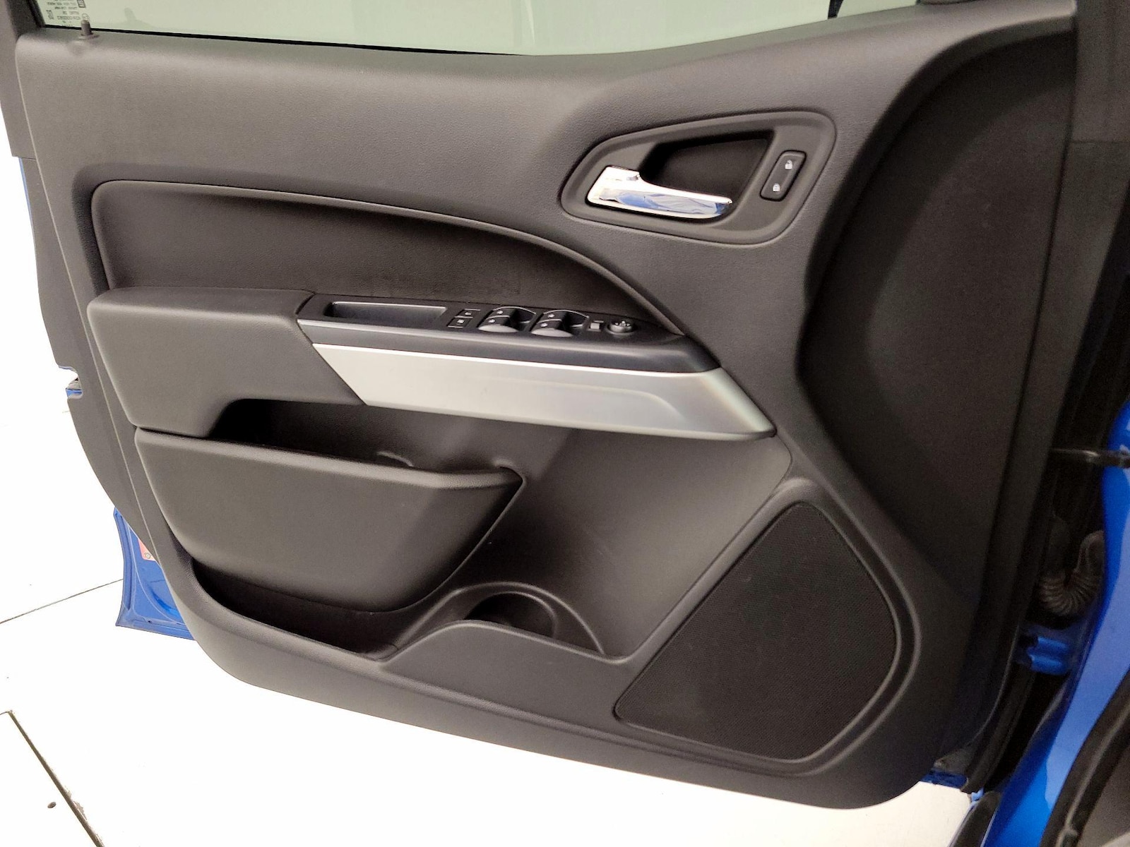 2022 Chevrolet Colorado LT - Photo 13