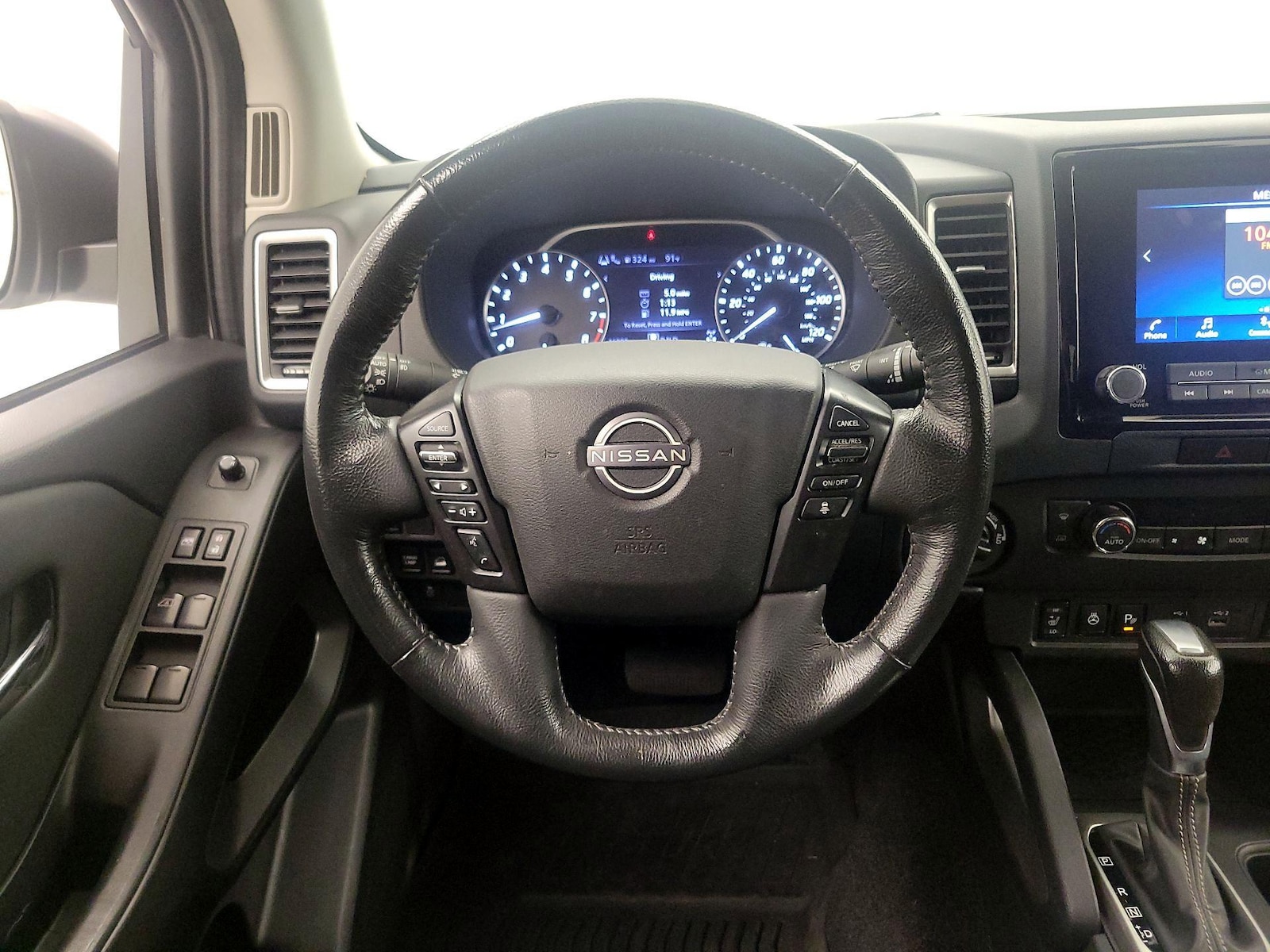 2022 Nissan Frontier SV - Photo 11