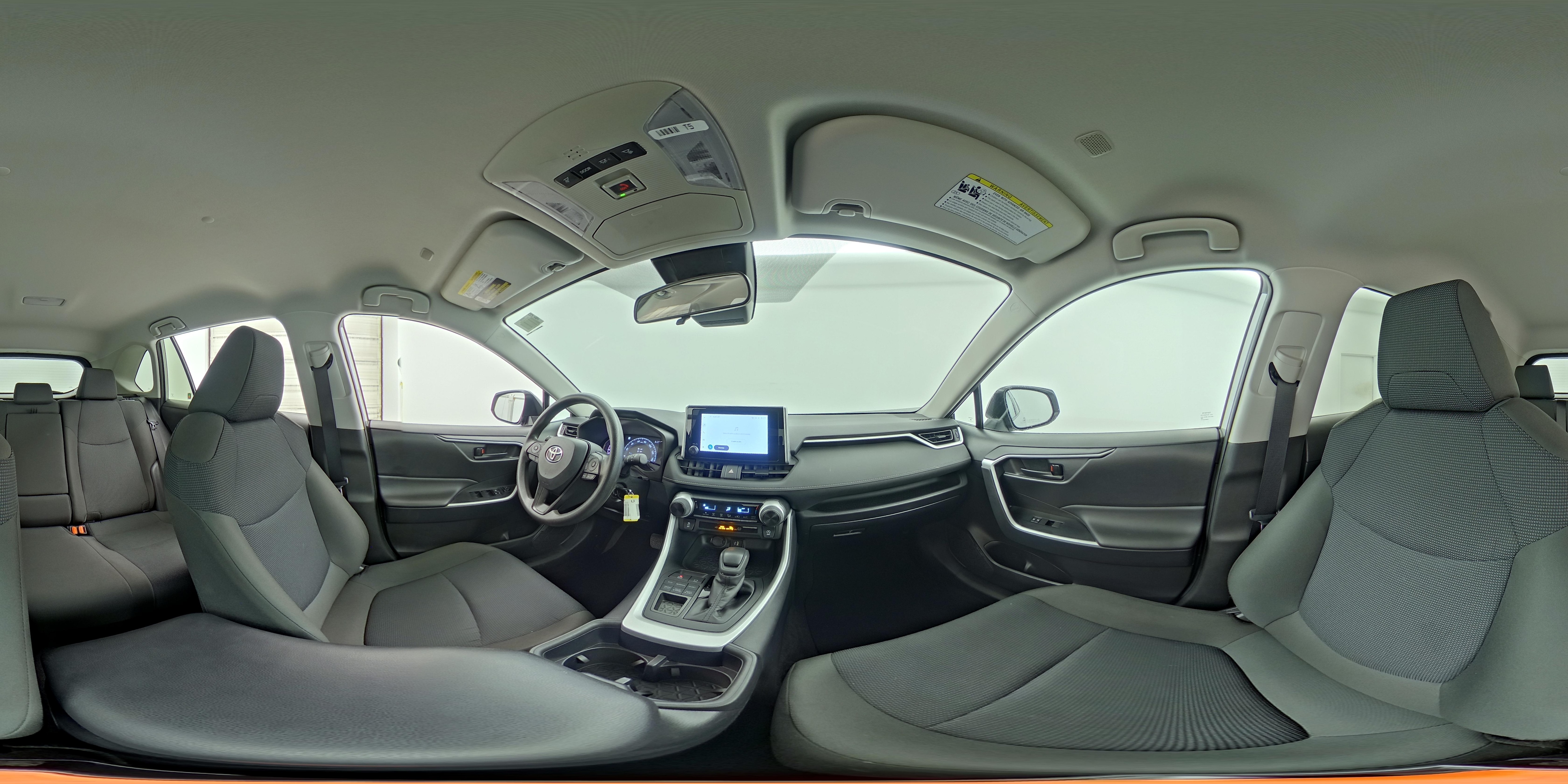 2025 Toyota RAV4 LE - Photo 24