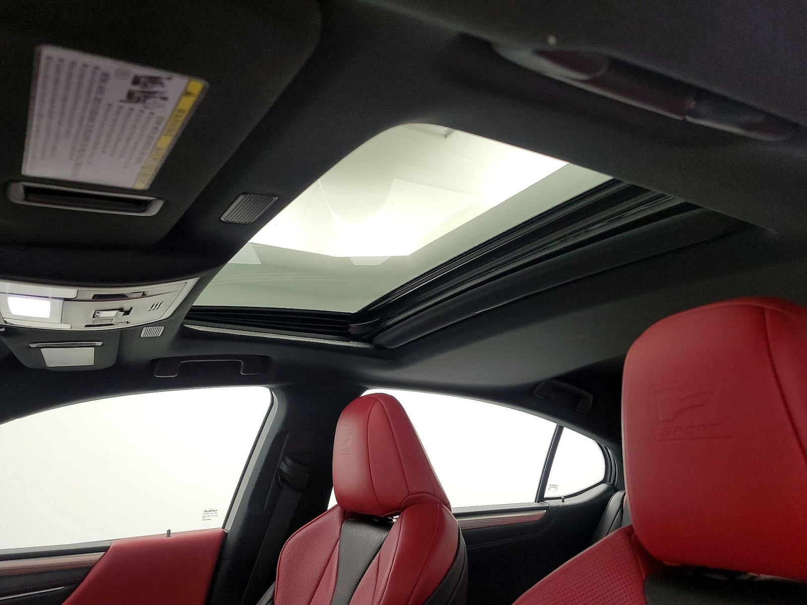 Sunroof(s) & Overhead Airbags