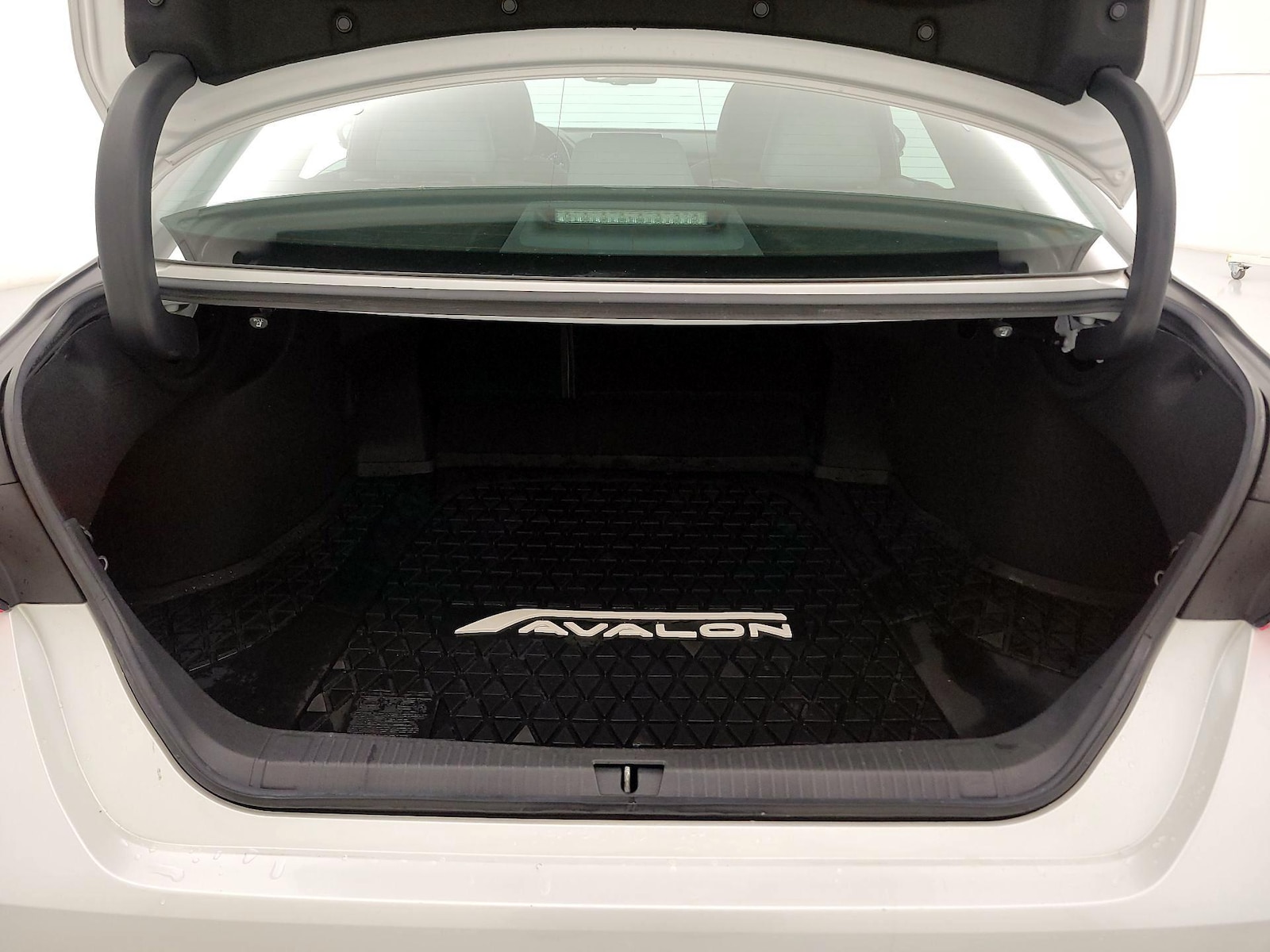2019 Toyota Avalon XLE - Photo 22