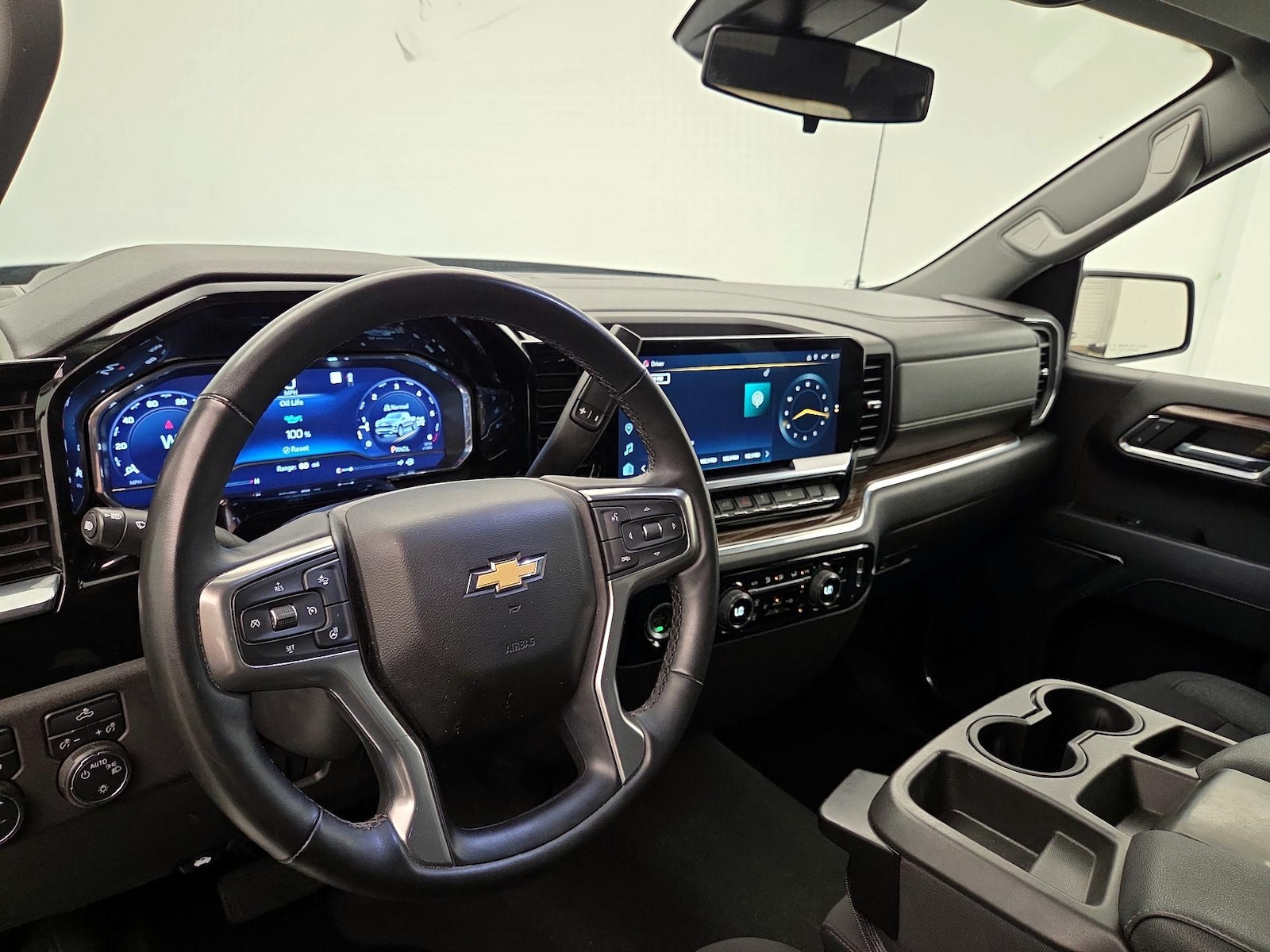 2023 Chevrolet Silverado 1500 LT - Photo 10