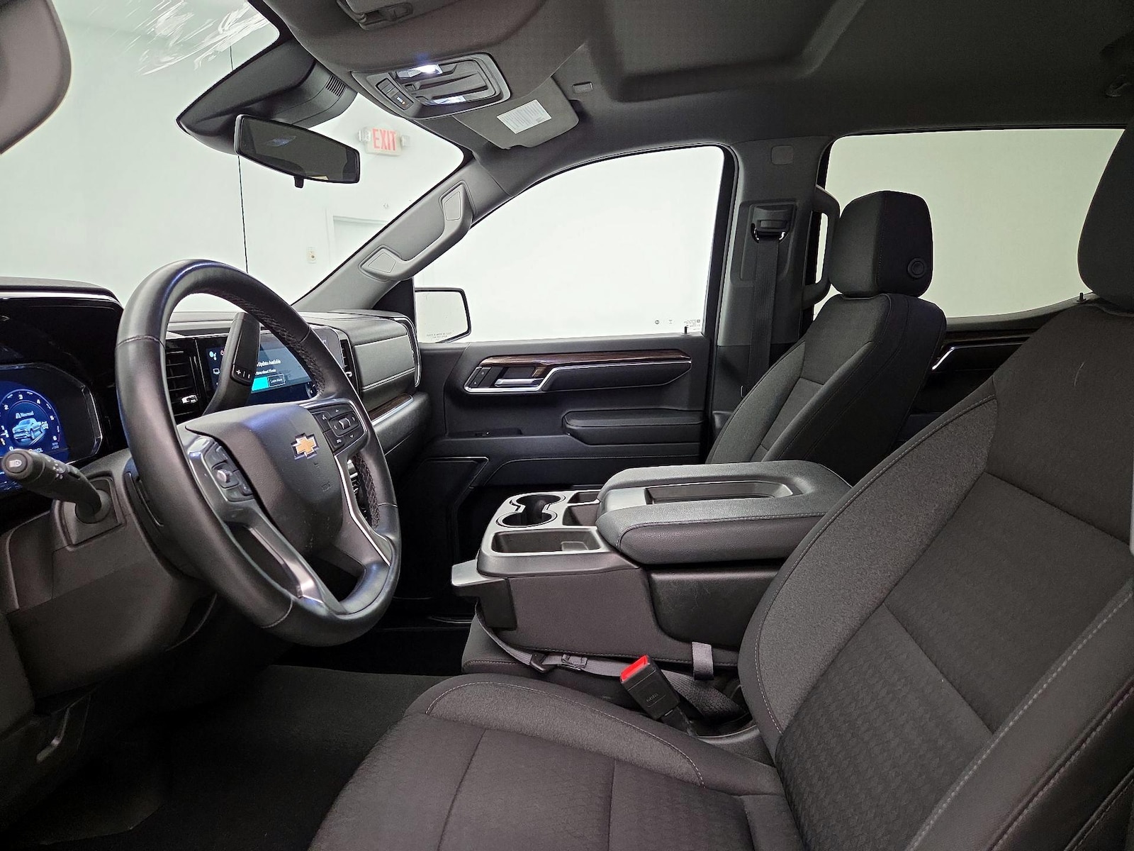 2023 Chevrolet Silverado 1500 LT - Photo 12