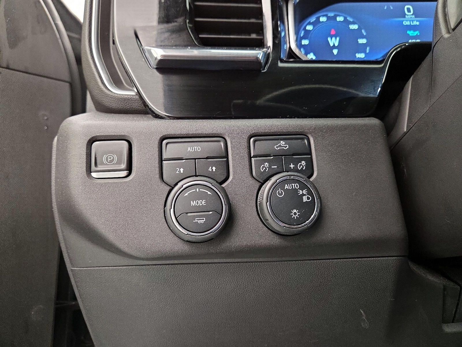 2023 Chevrolet Silverado 1500 LT - Photo 14