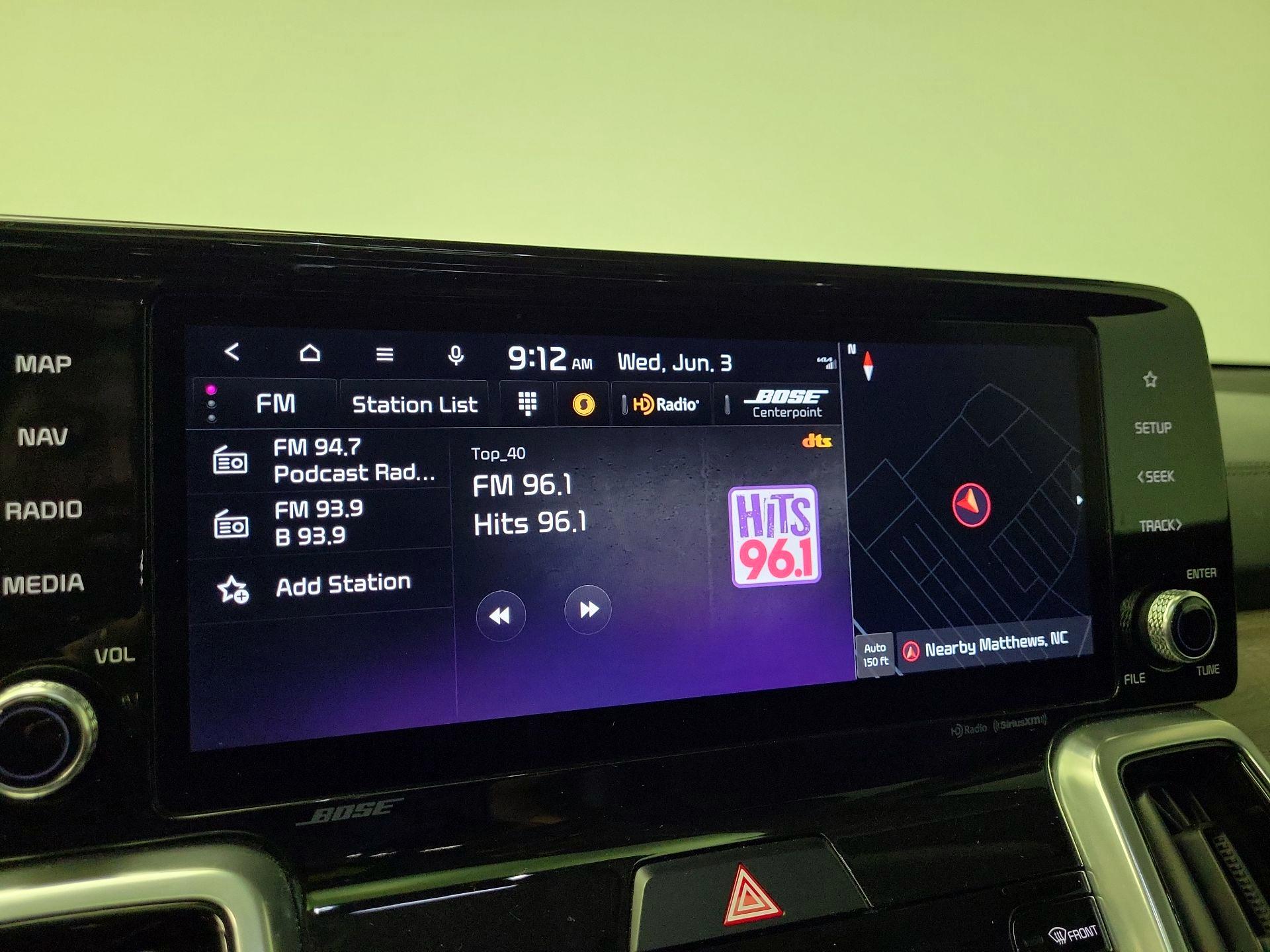 Thumbnail: 2023 Kia Sorento - 16