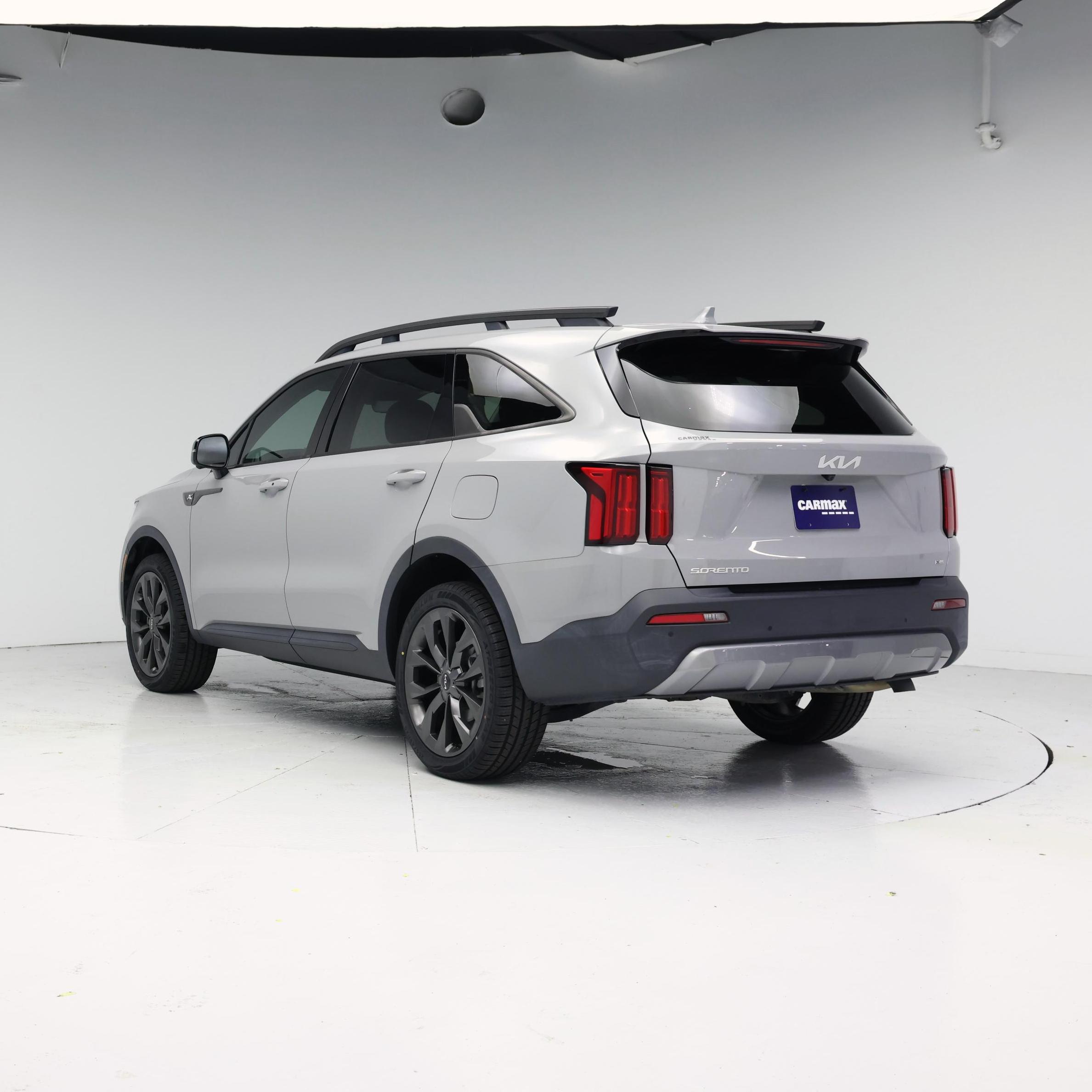 Thumbnail: 2023 Kia Sorento - 2