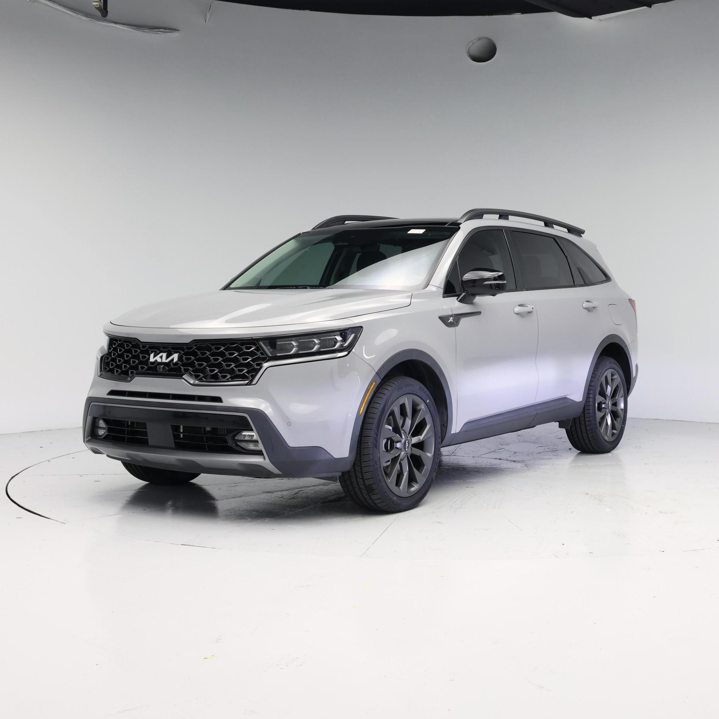Thumbnail: 2023 Kia Sorento - 4