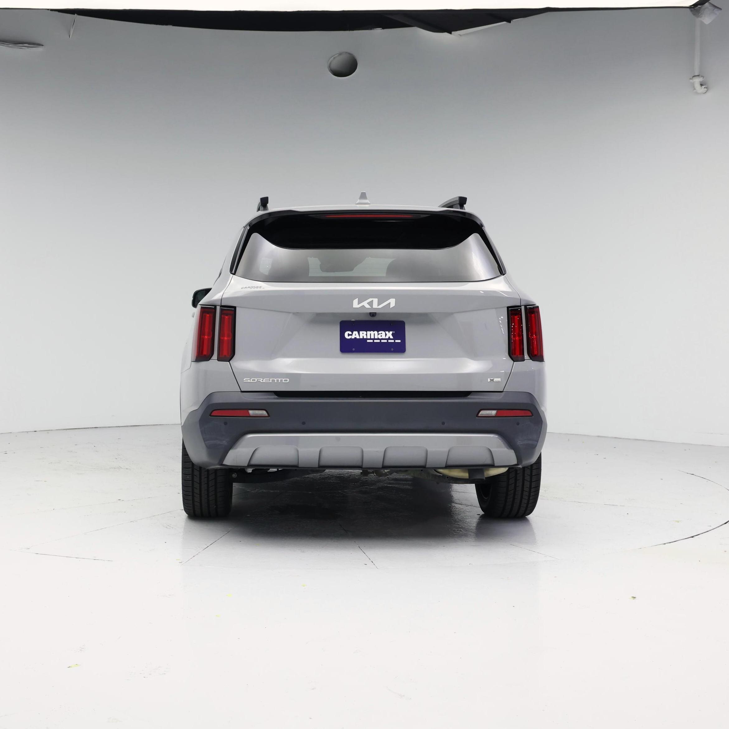 Thumbnail: 2023 Kia Sorento - 6
