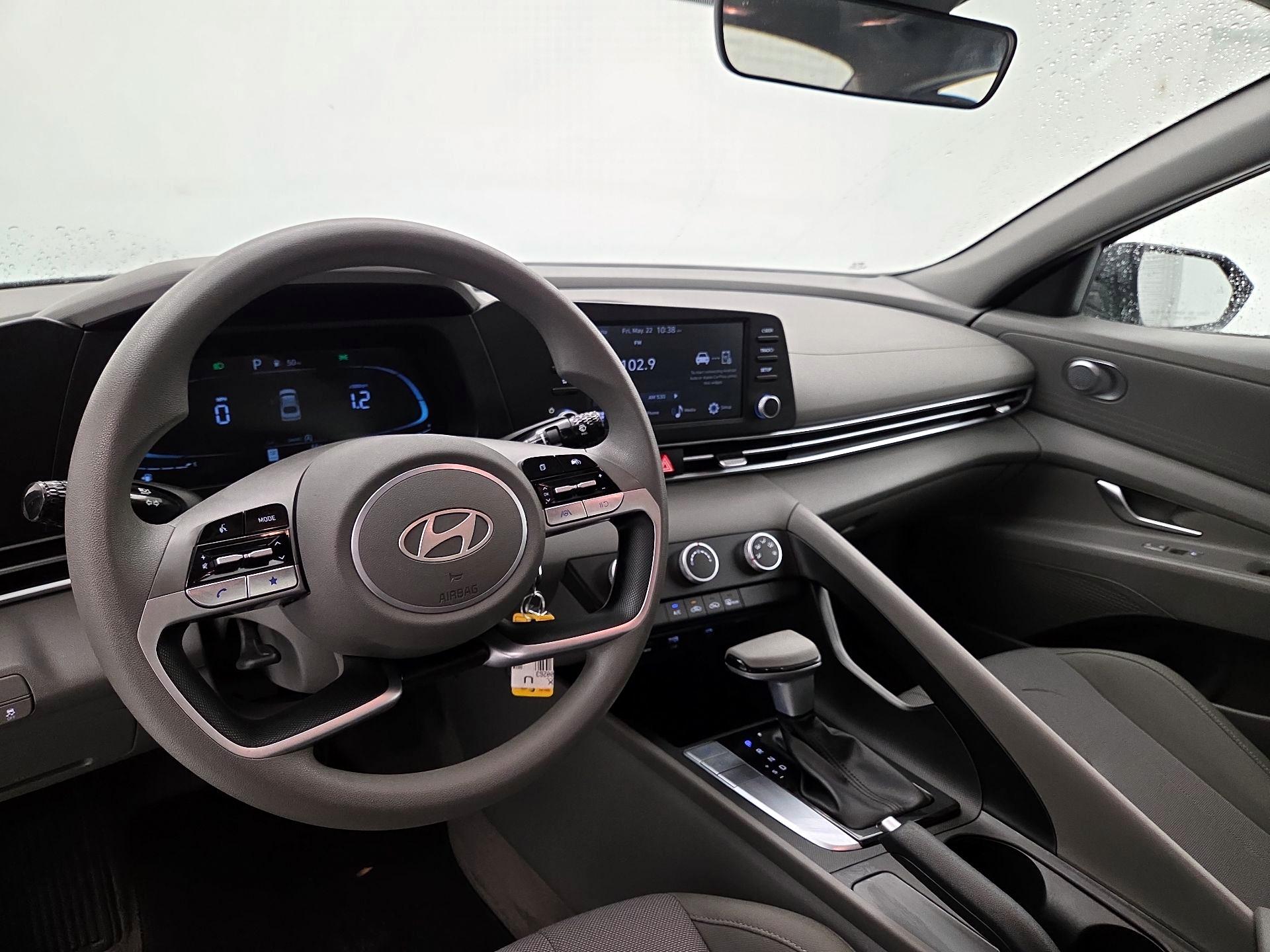Thumbnail: 2024 Hyundai Elantra - 9