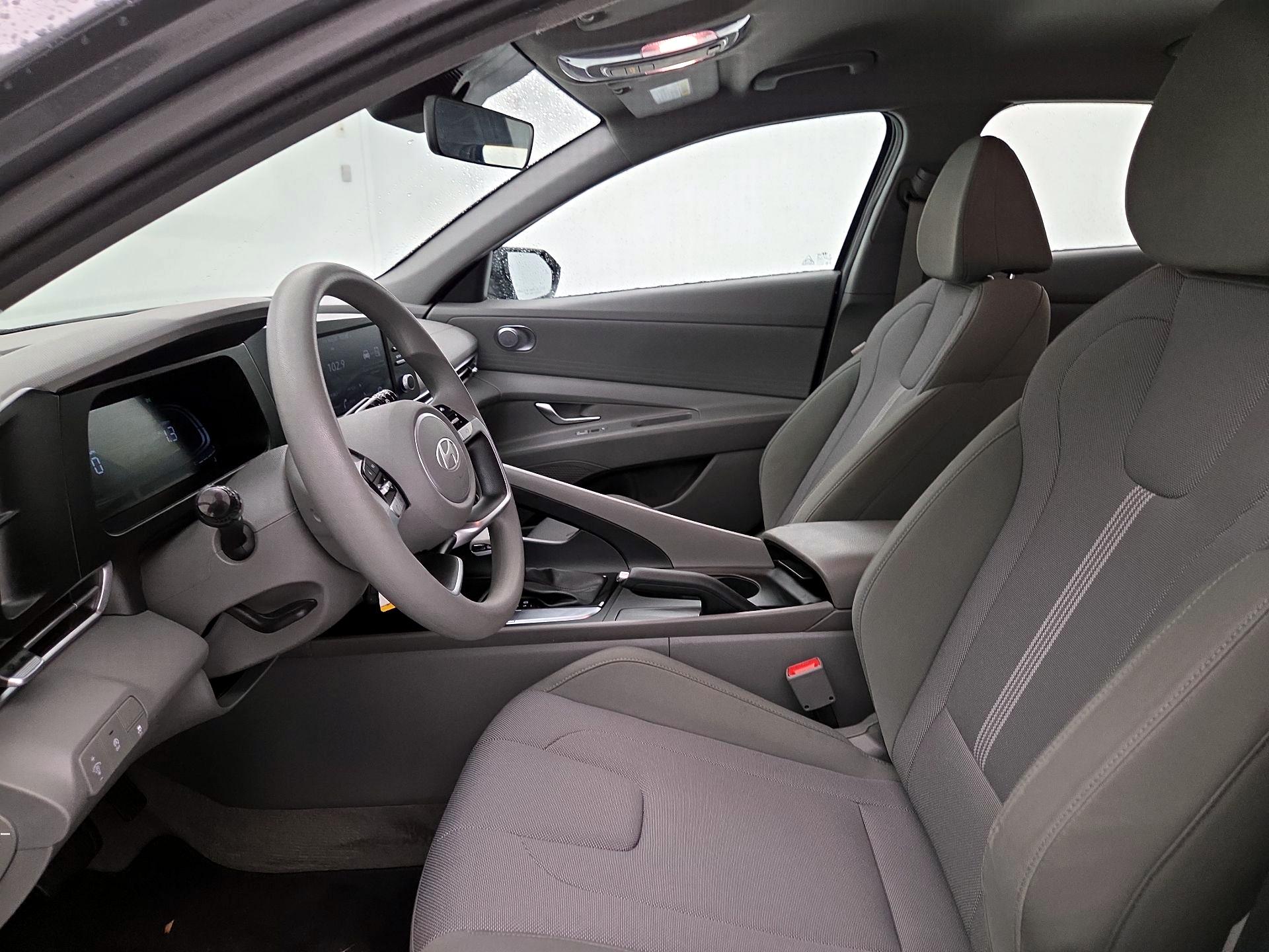 Thumbnail: 2024 Hyundai Elantra - 11