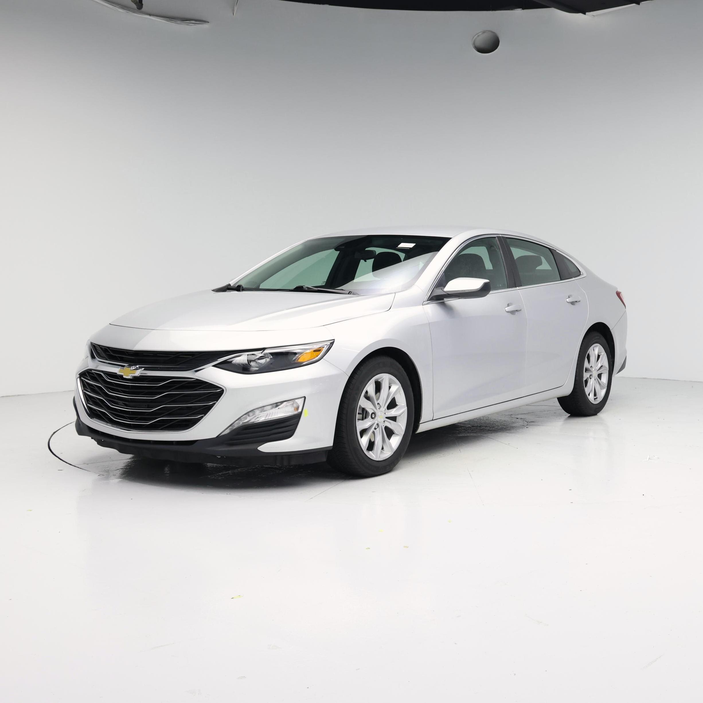 Thumbnail: 2022 Chevrolet Malibu - 4