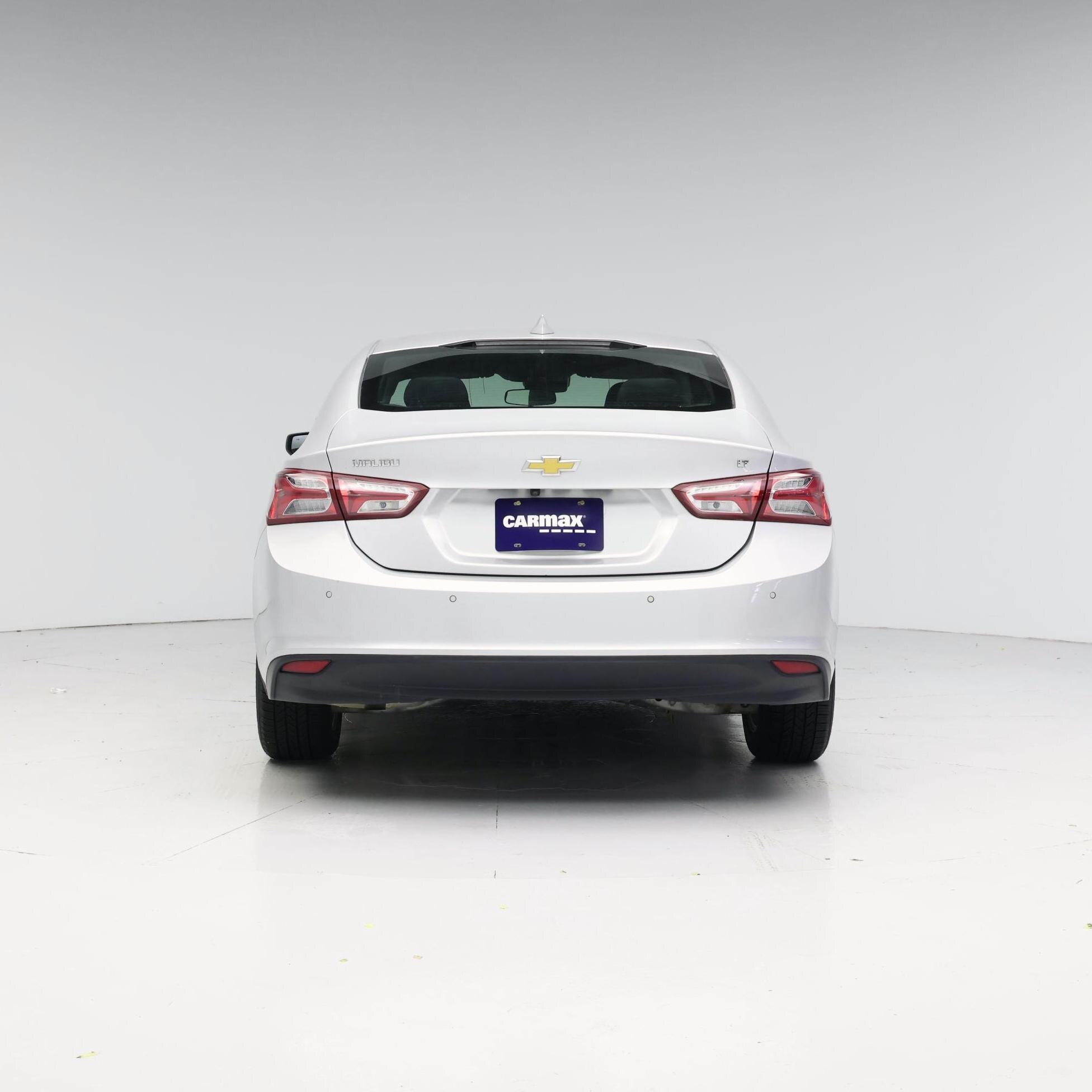 Thumbnail: 2022 Chevrolet Malibu - 6