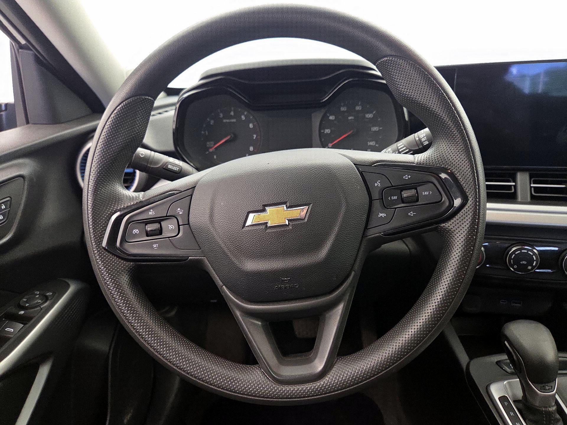 Thumbnail: 2024 Chevrolet Trax - 10