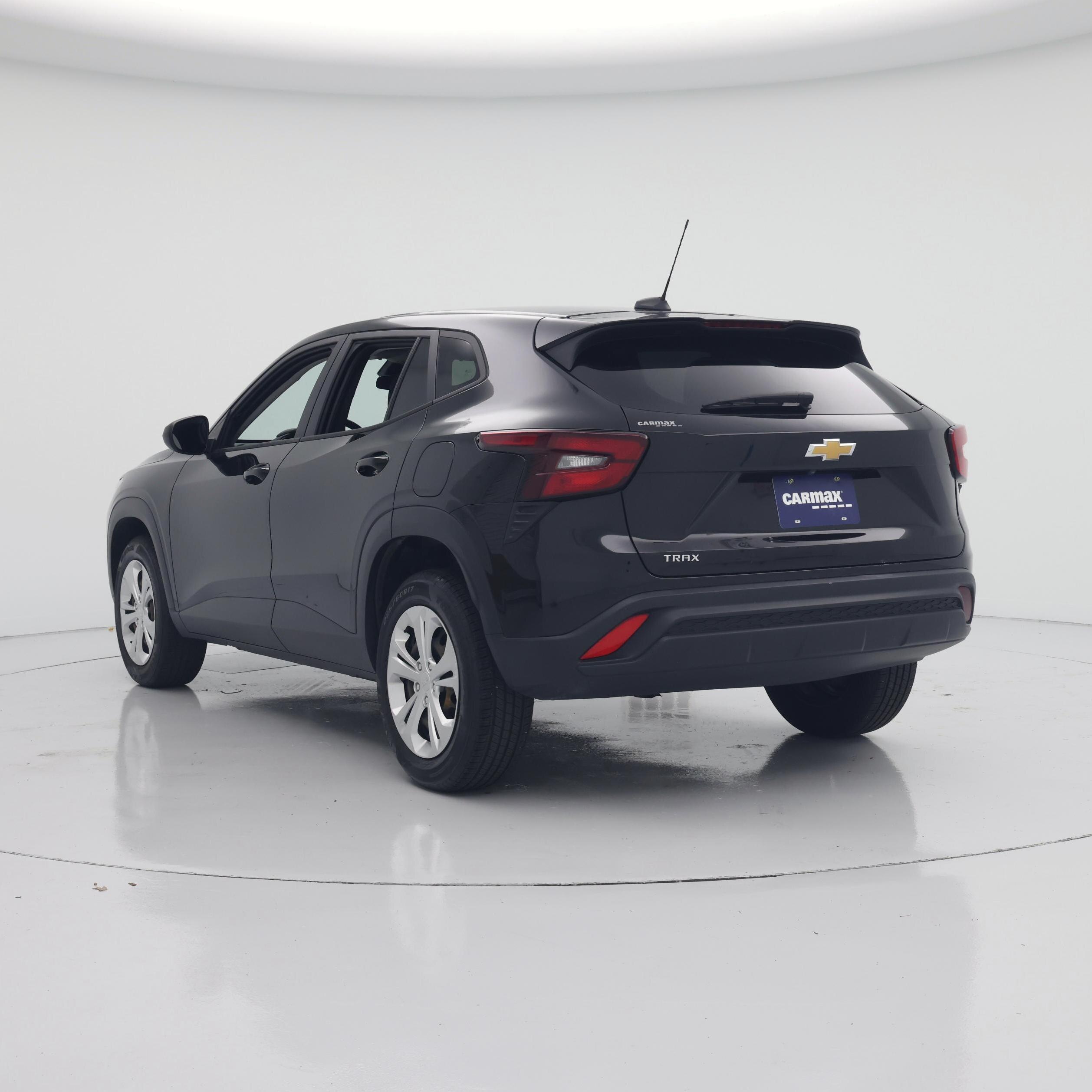 Thumbnail: 2024 Chevrolet Trax - 2