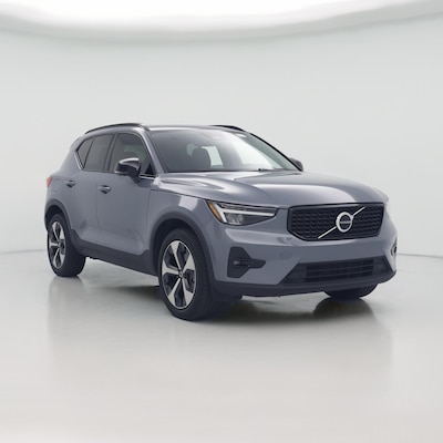 2023 Volvo XC40 B4 Ultimate Dark Theme