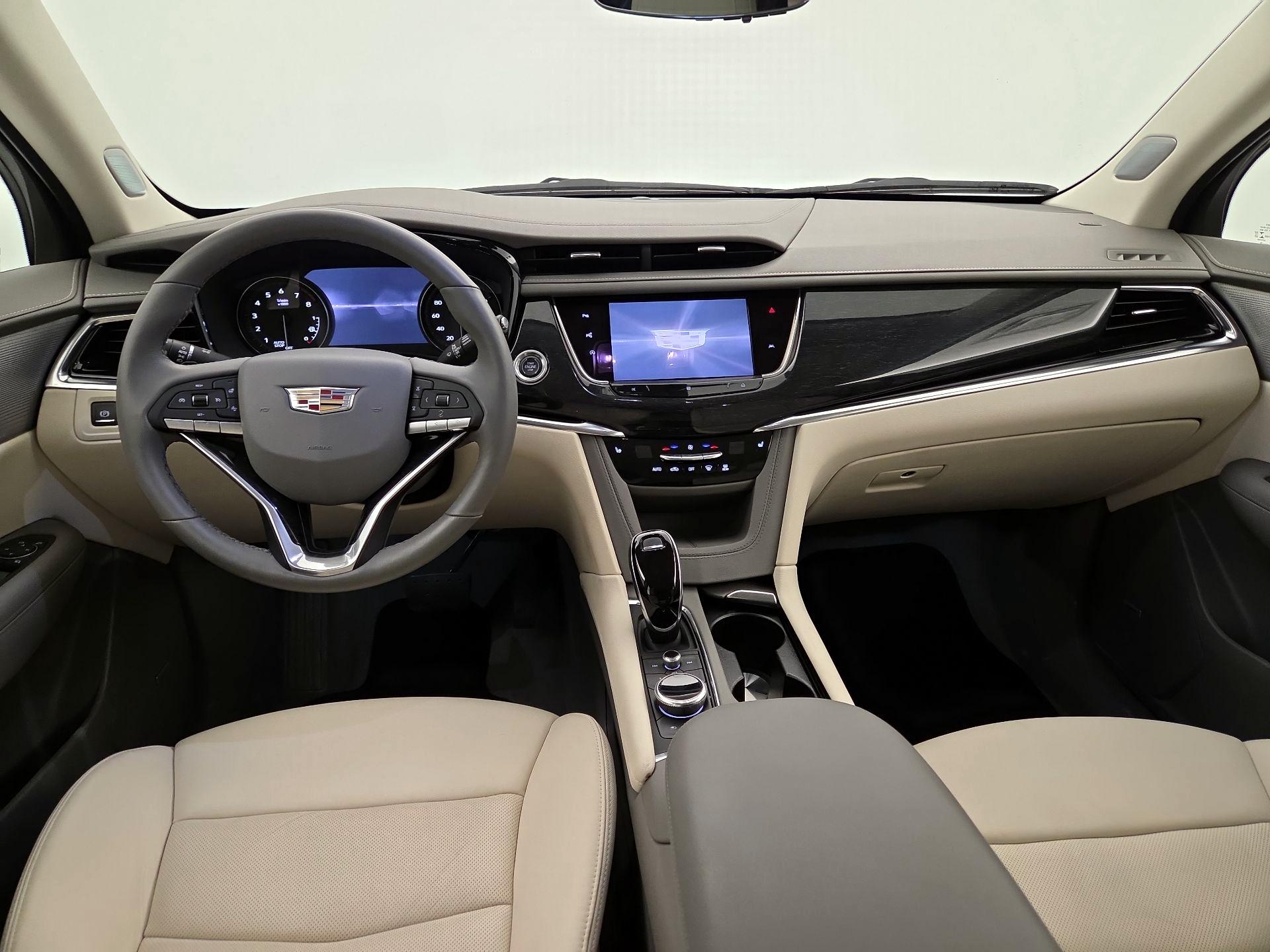 Thumbnail: 2021 Cadillac XT6 - 9