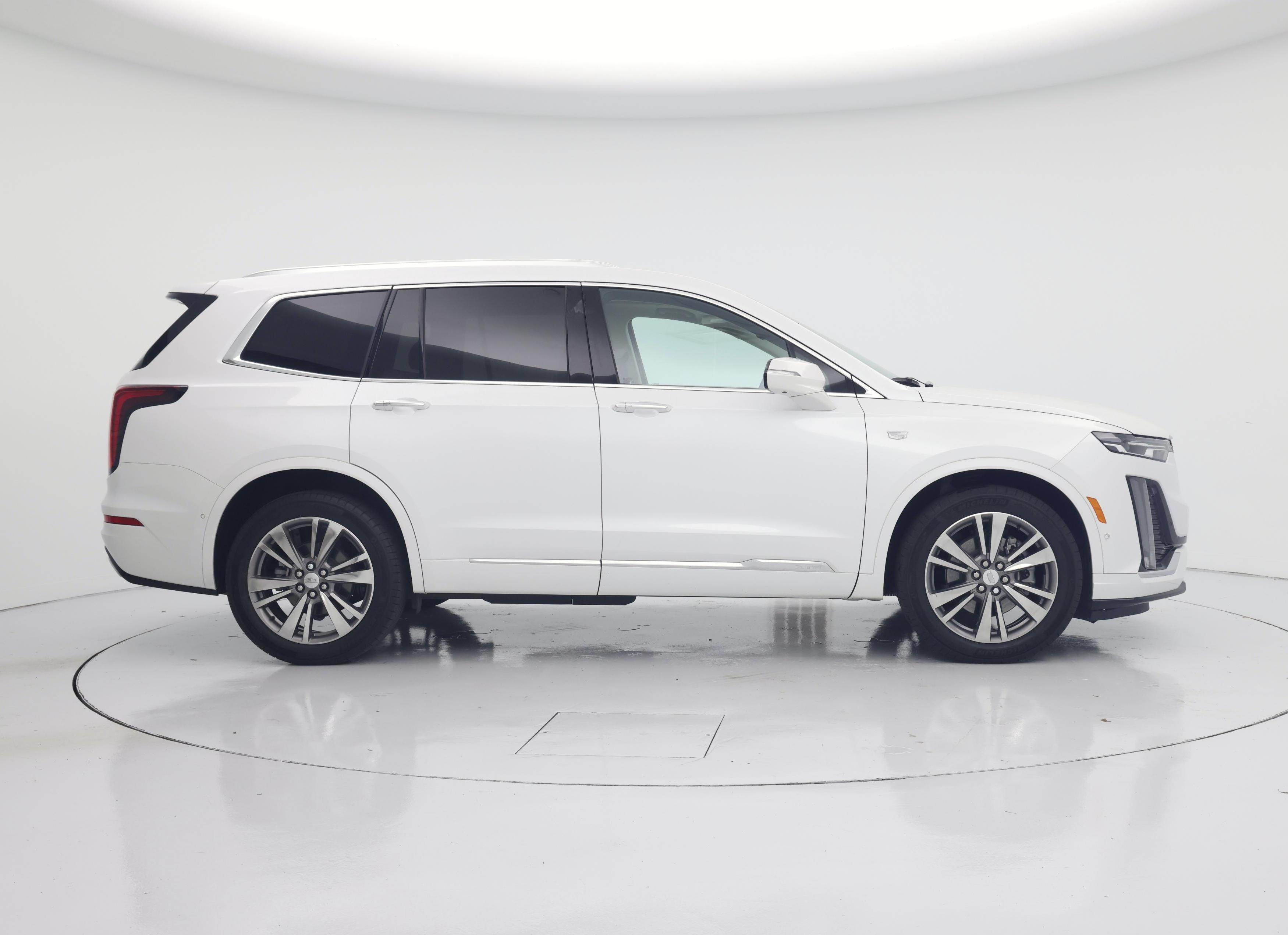 Thumbnail: 2021 Cadillac XT6 - 7