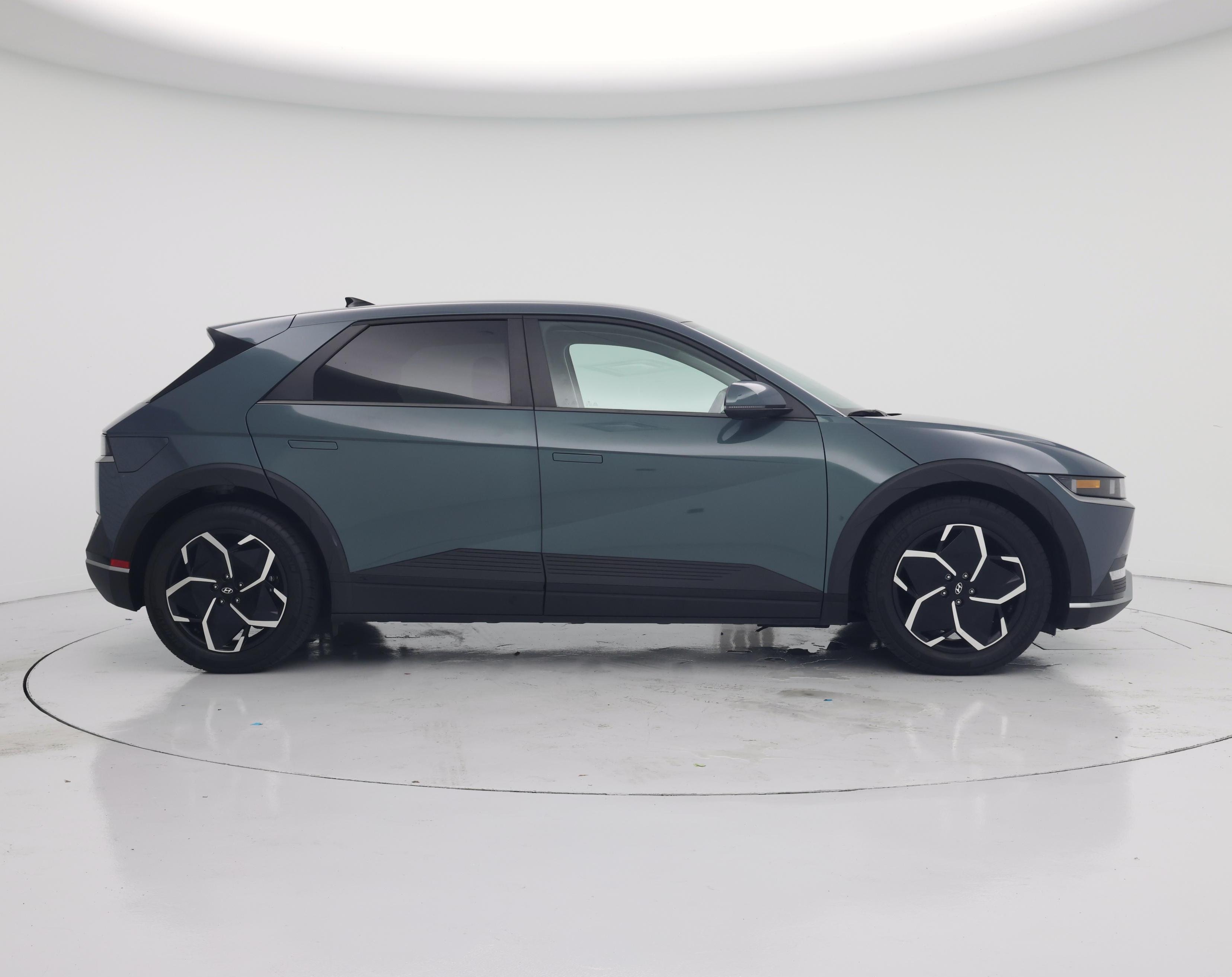 Thumbnail: 2024 Hyundai Ioniq 5 - 7