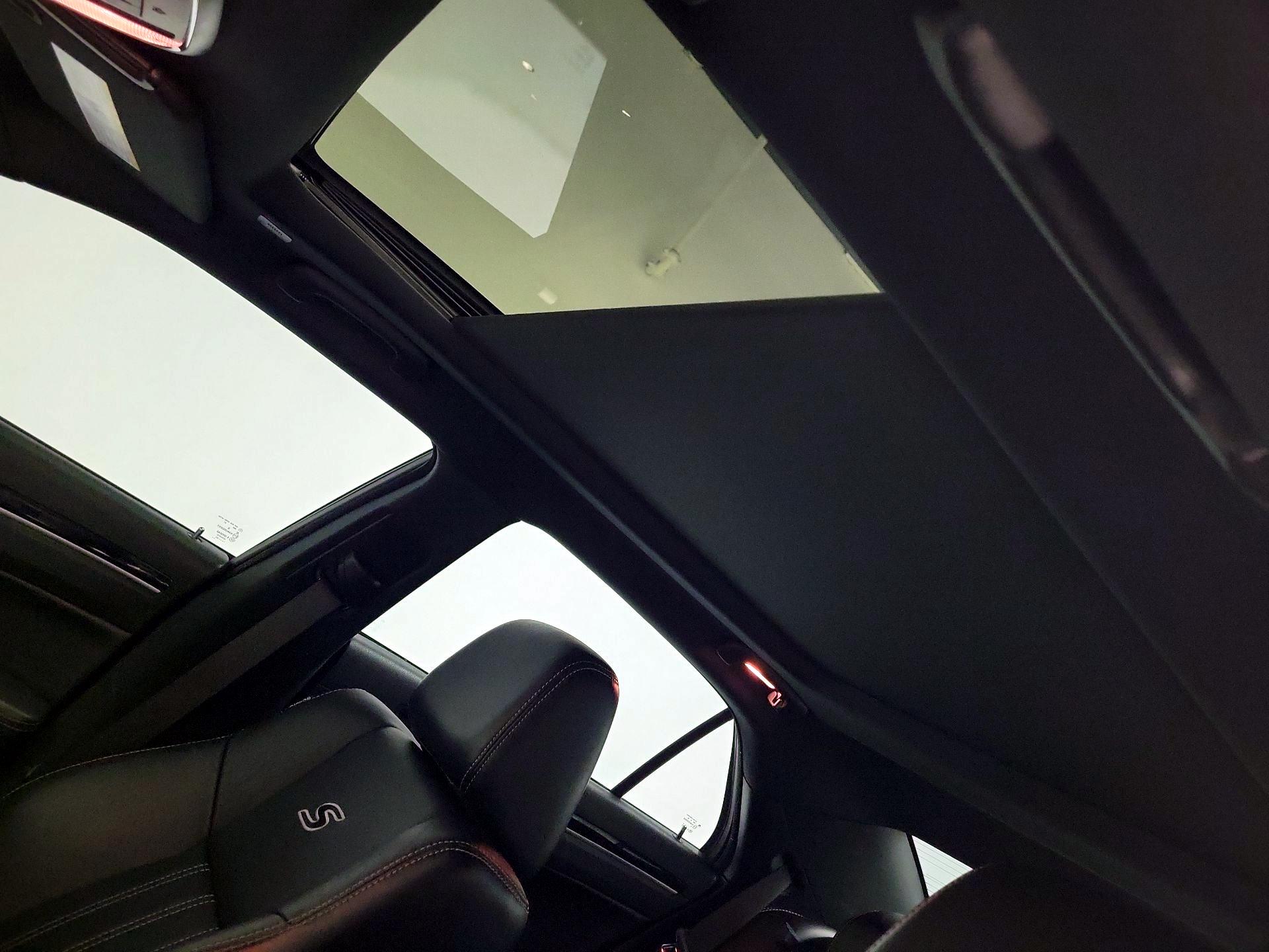Thumbnail: 2020 Chrysler 300 - 19