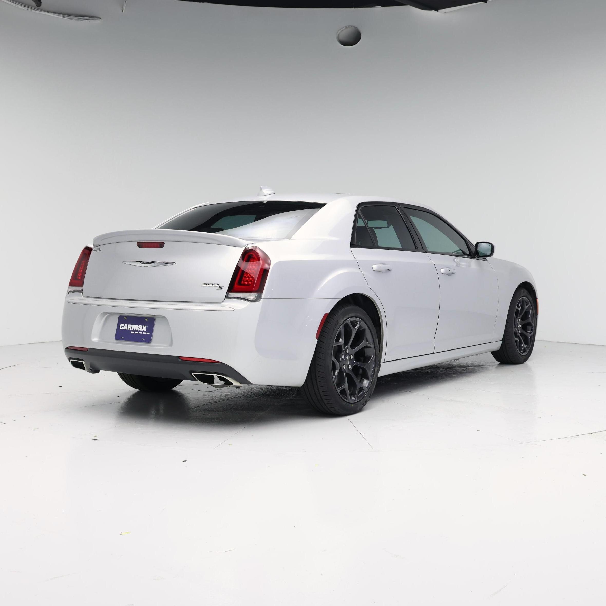 Thumbnail: 2020 Chrysler 300 - 8