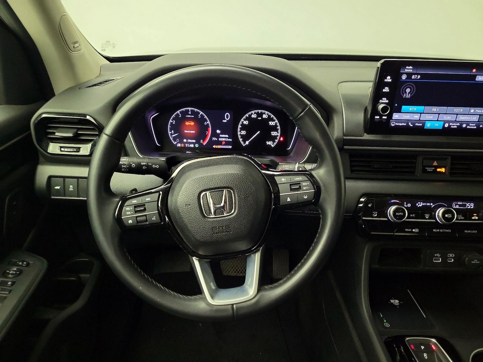 2023 Honda Pilot Touring - Photo 11