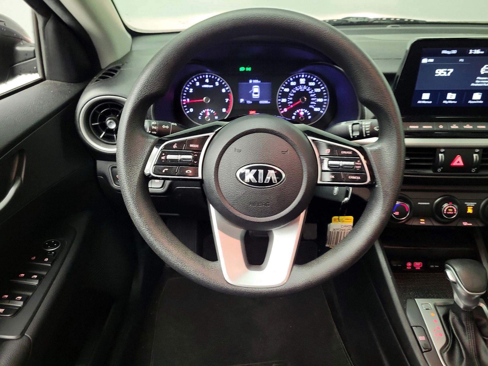 Thumbnail: 2021 Kia Forte - 10