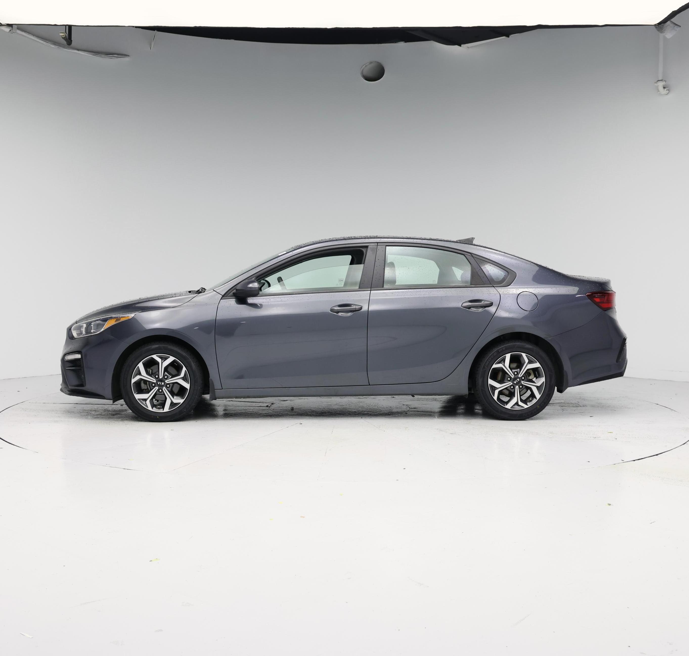 Thumbnail: 2021 Kia Forte - 3