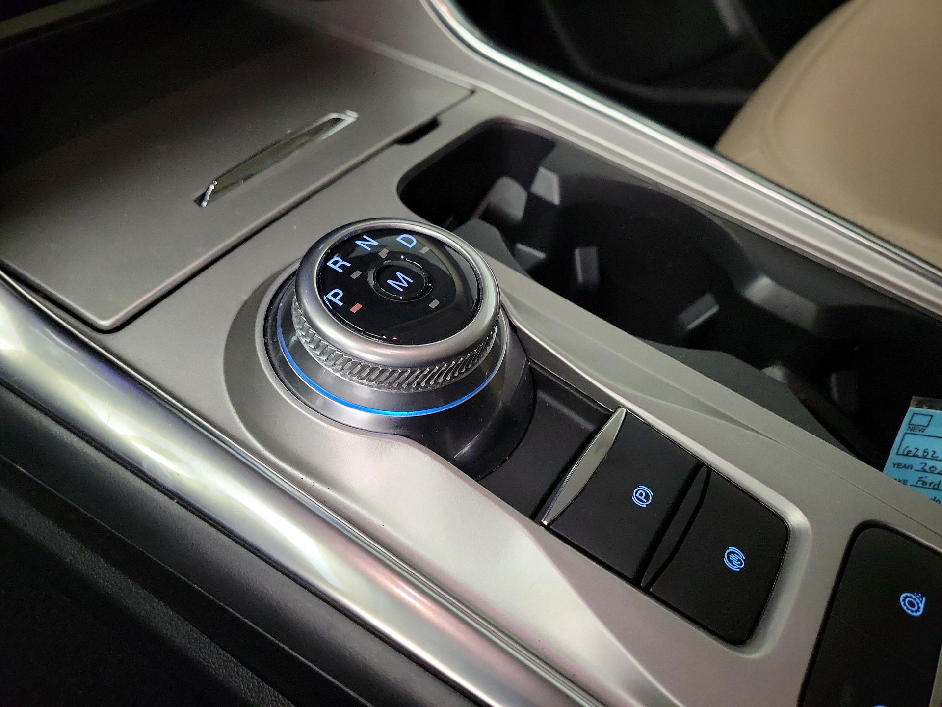 Thumbnail: 2020 Ford Explorer - 17