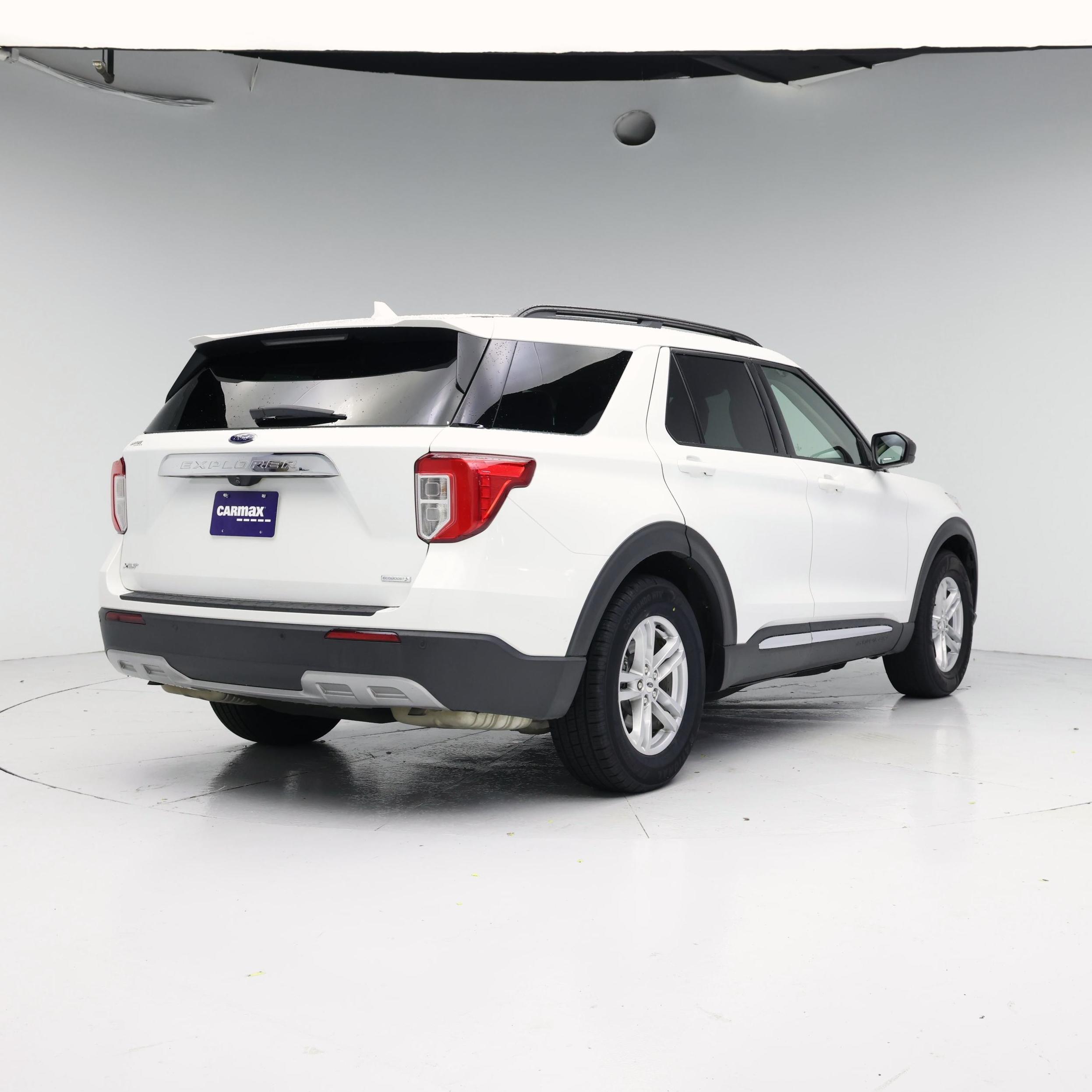 Thumbnail: 2020 Ford Explorer - 8