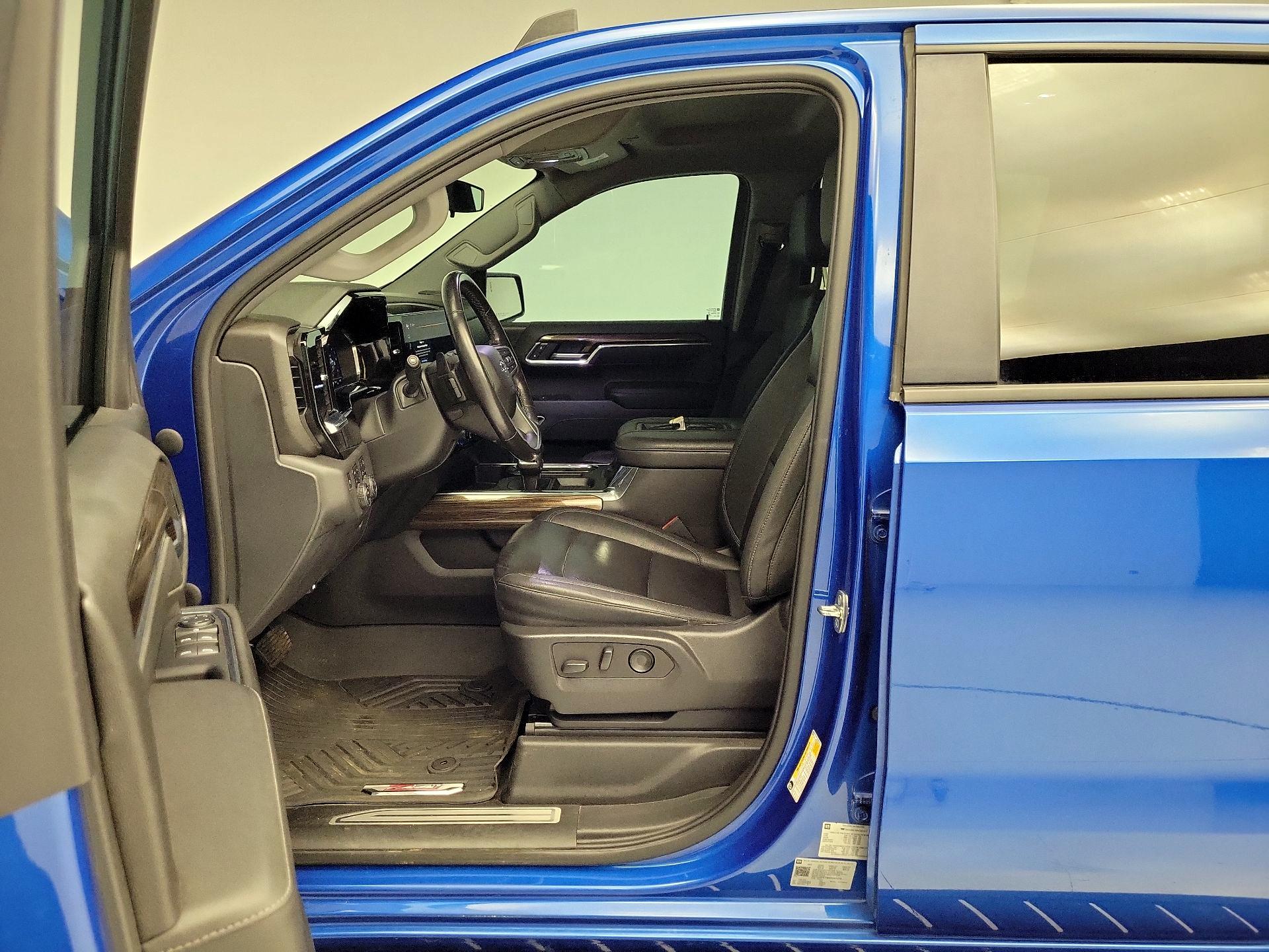 Thumbnail: 2022 Chevrolet Silverado 1500 - 11