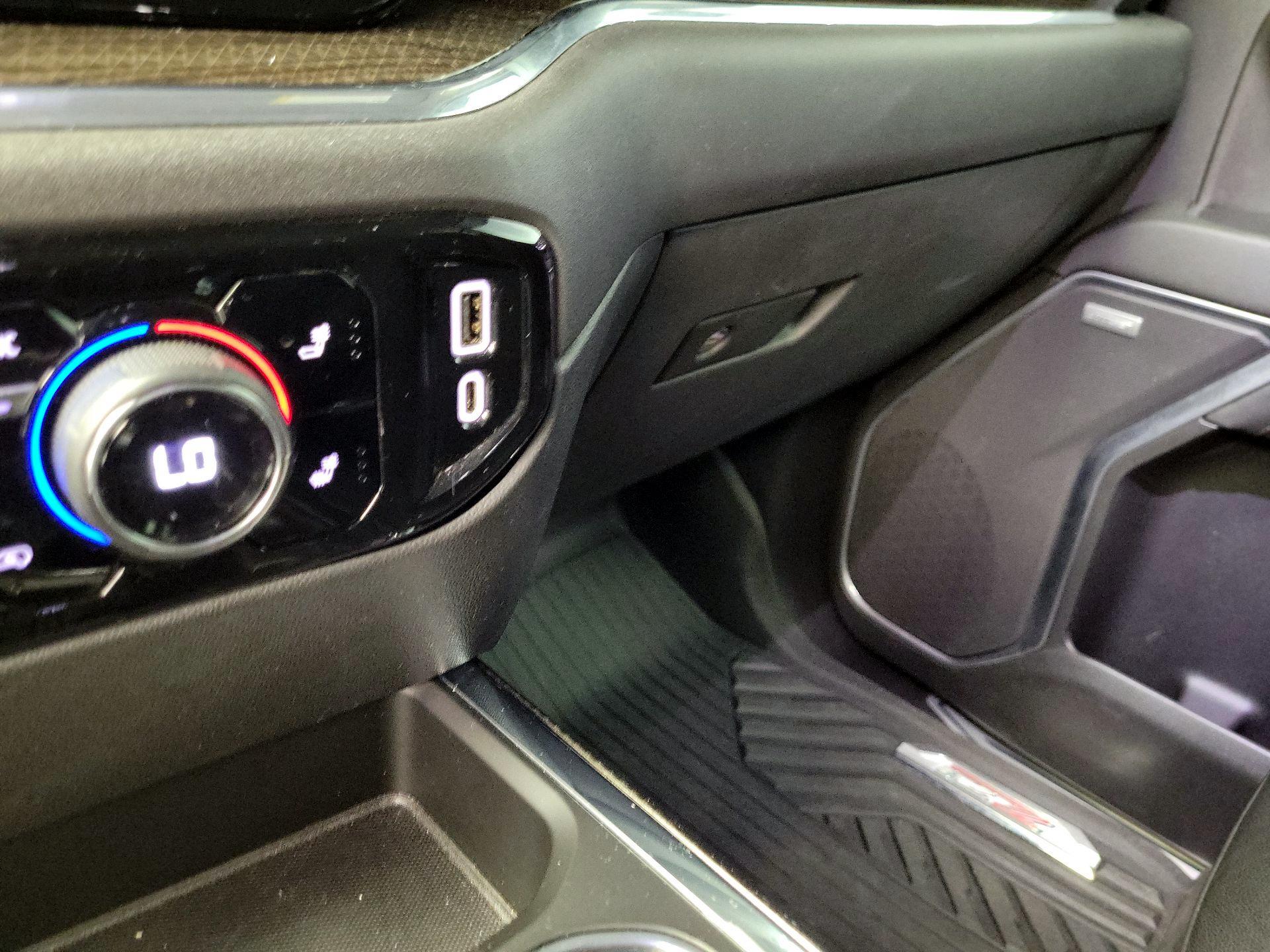 Thumbnail: 2022 Chevrolet Silverado 1500 - 18