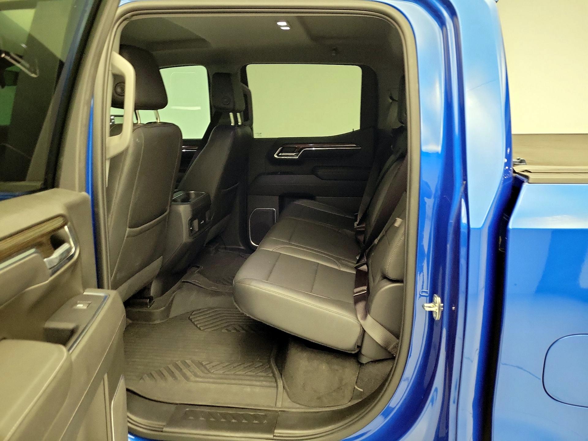 Thumbnail: 2022 Chevrolet Silverado 1500 - 19