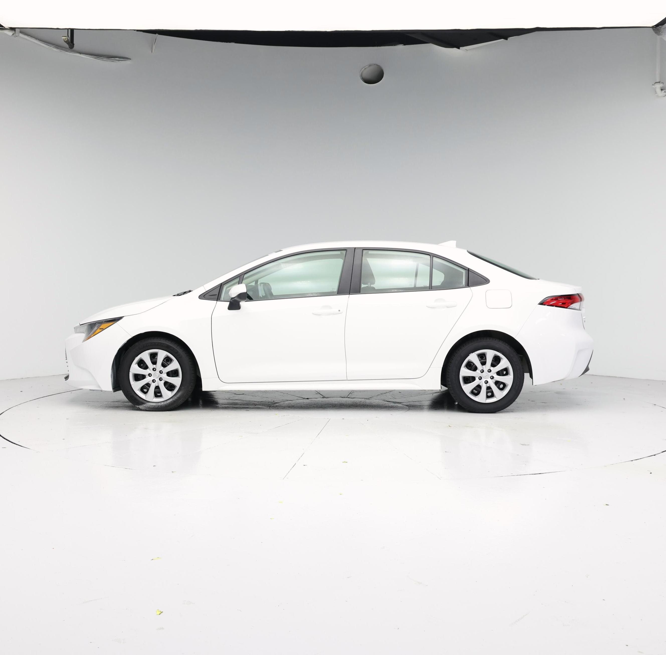Thumbnail: 2024 Toyota Corolla - 3
