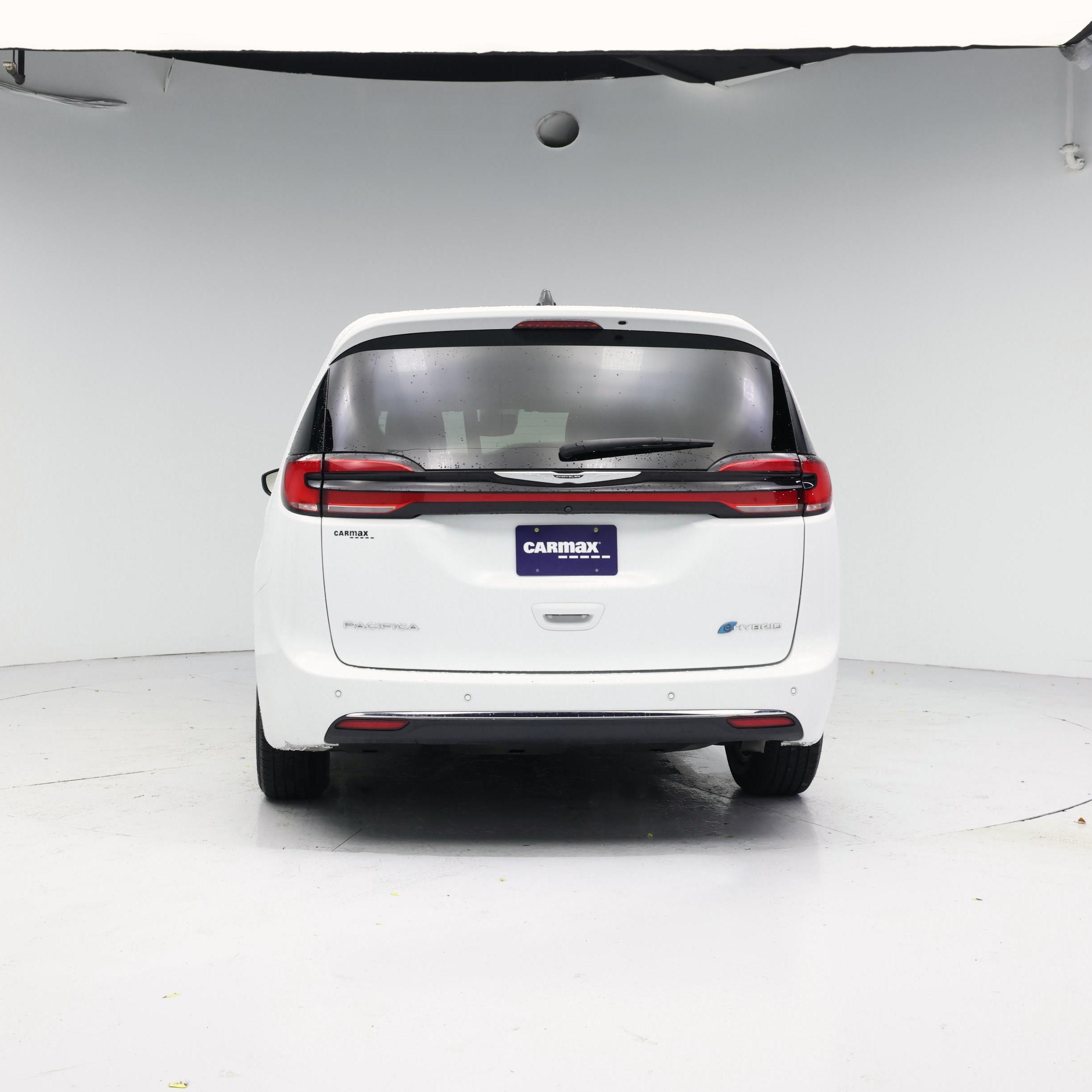 Thumbnail: 2023 Chrysler Pacifica - 6