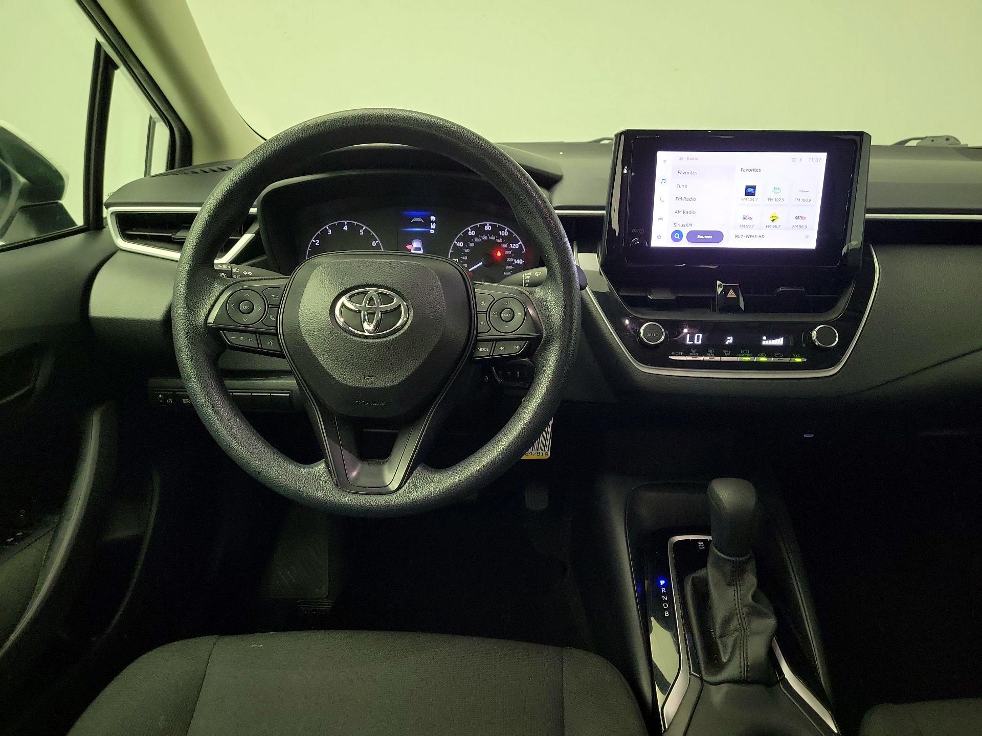 Thumbnail: 2024 Toyota Corolla - 10