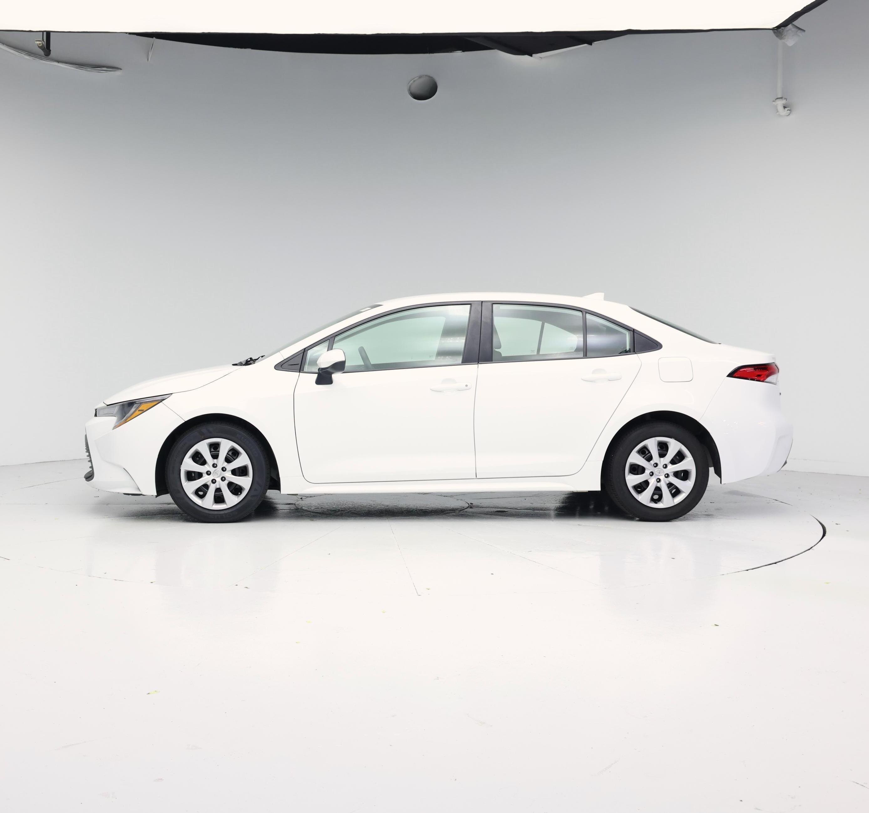 Thumbnail: 2024 Toyota Corolla - 3