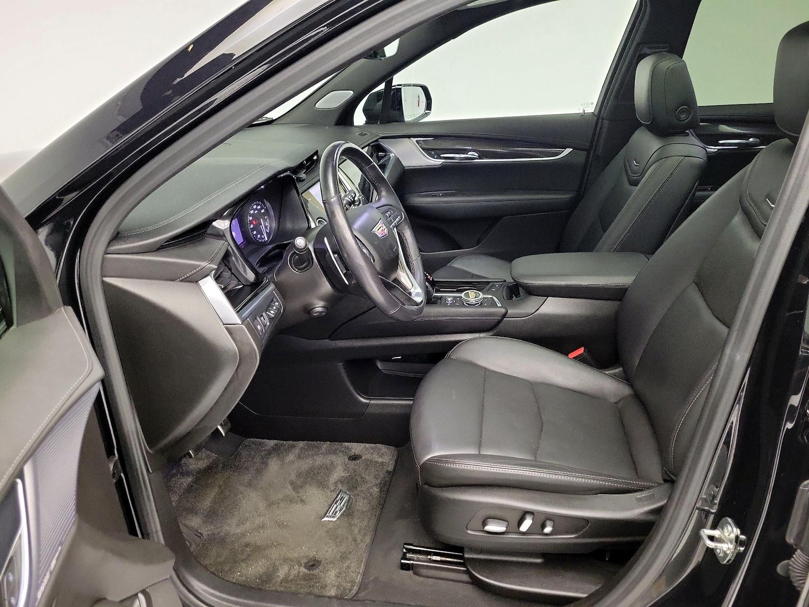2023 Cadillac XT6 Sport - Photo 12
