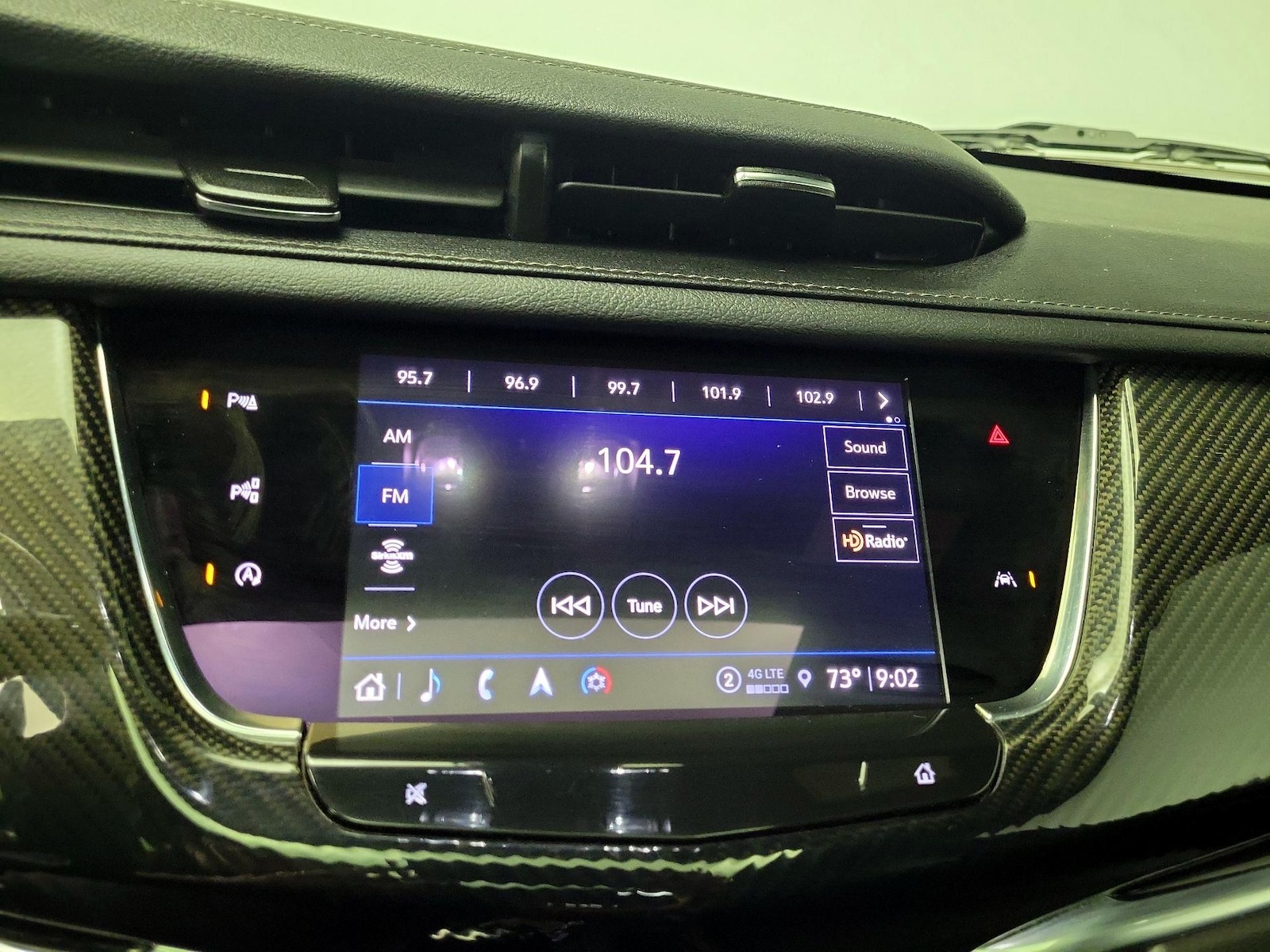 2023 Cadillac XT6 Sport - Photo 17