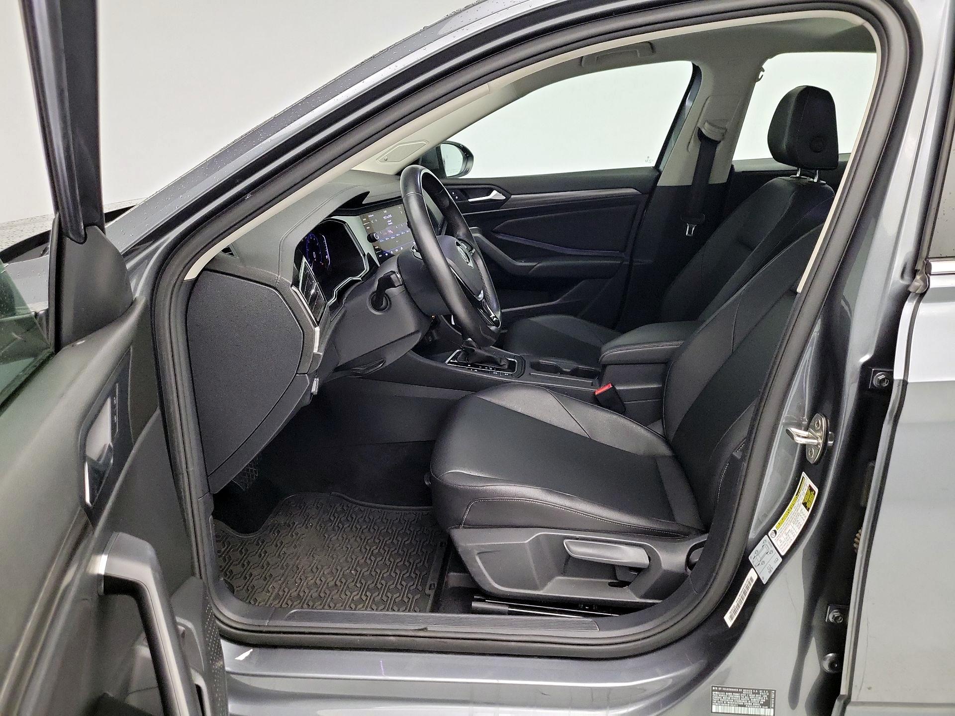 Thumbnail: 2019 Volkswagen Jetta - 11