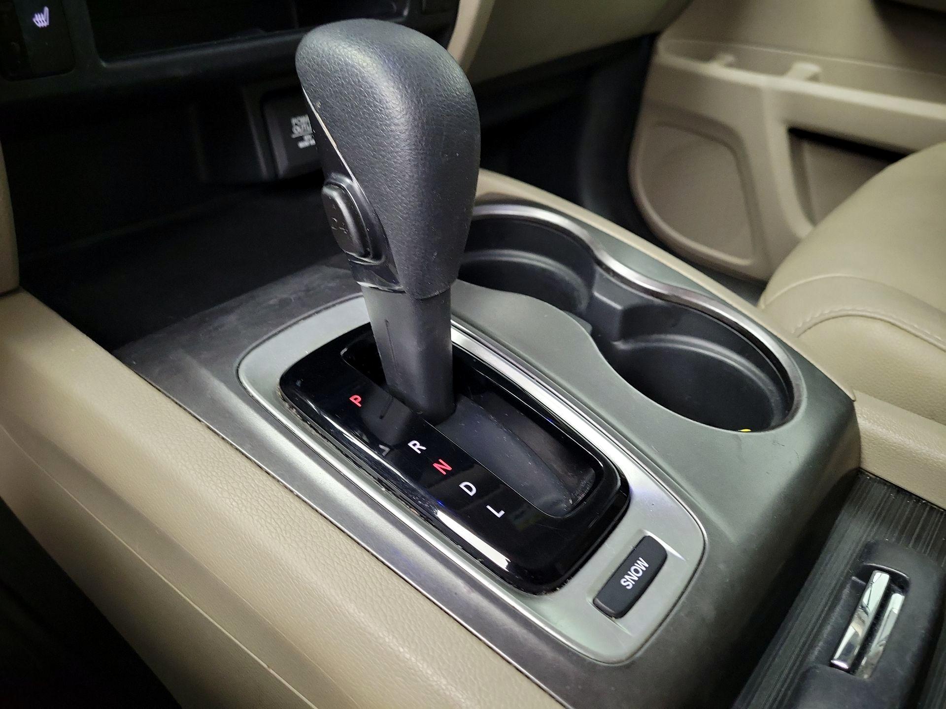 Thumbnail: 2020 Honda Pilot - 17