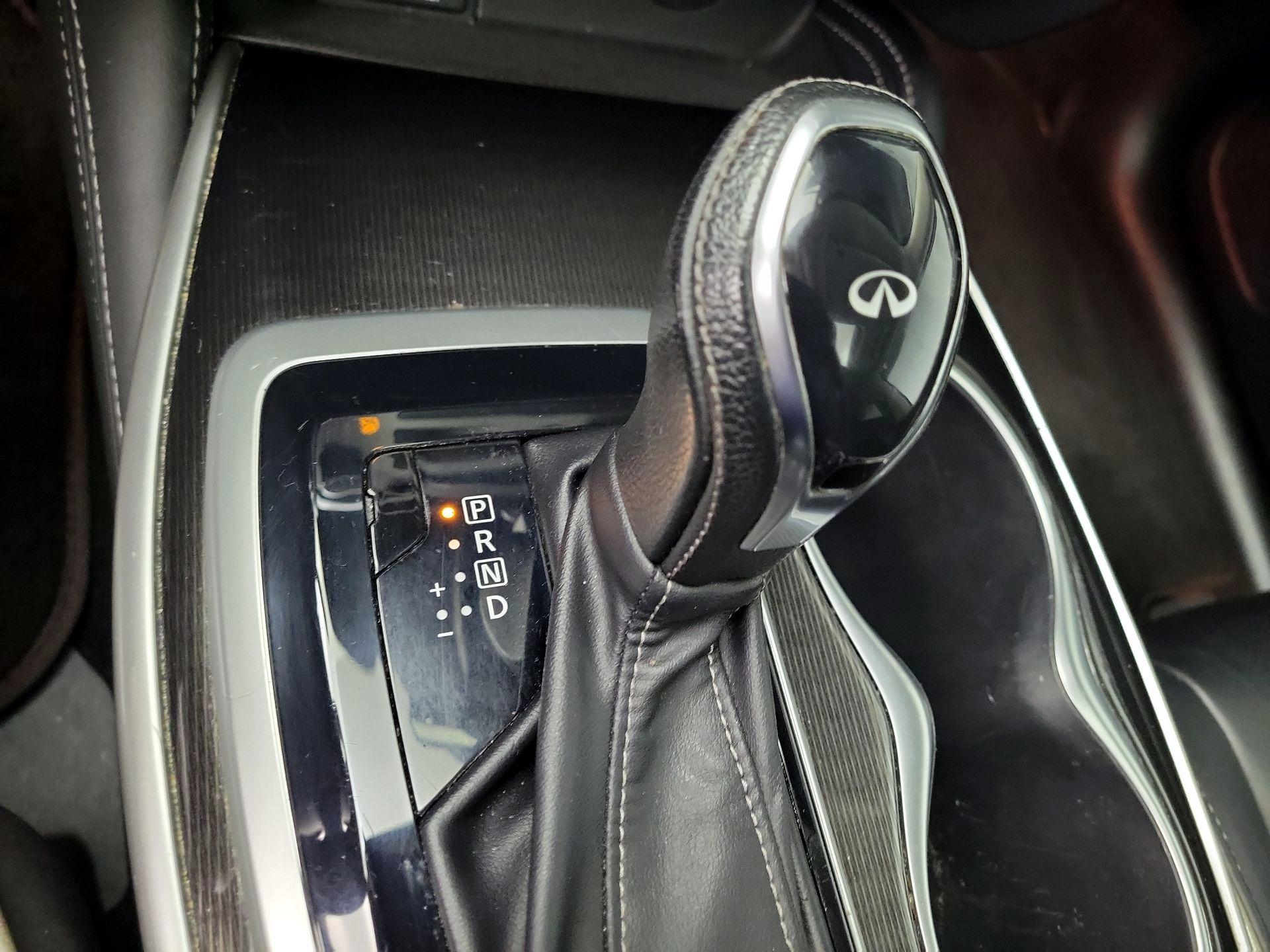 Thumbnail: 2020 INFINITI QX60 - 17
