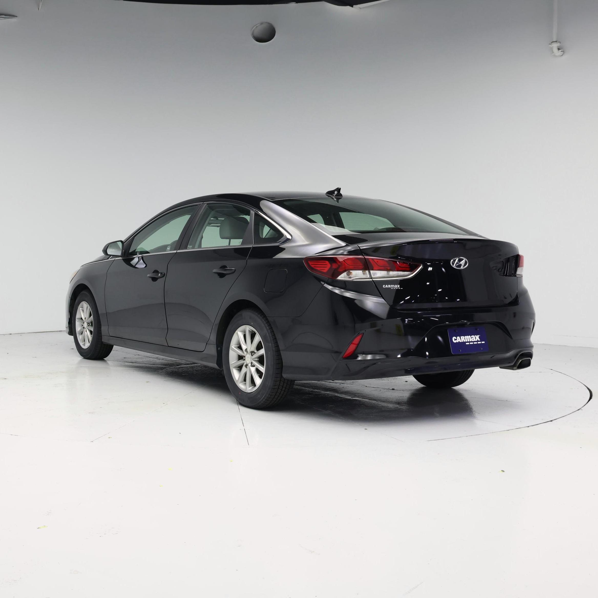 Thumbnail: 2018 Hyundai Sonata - 2