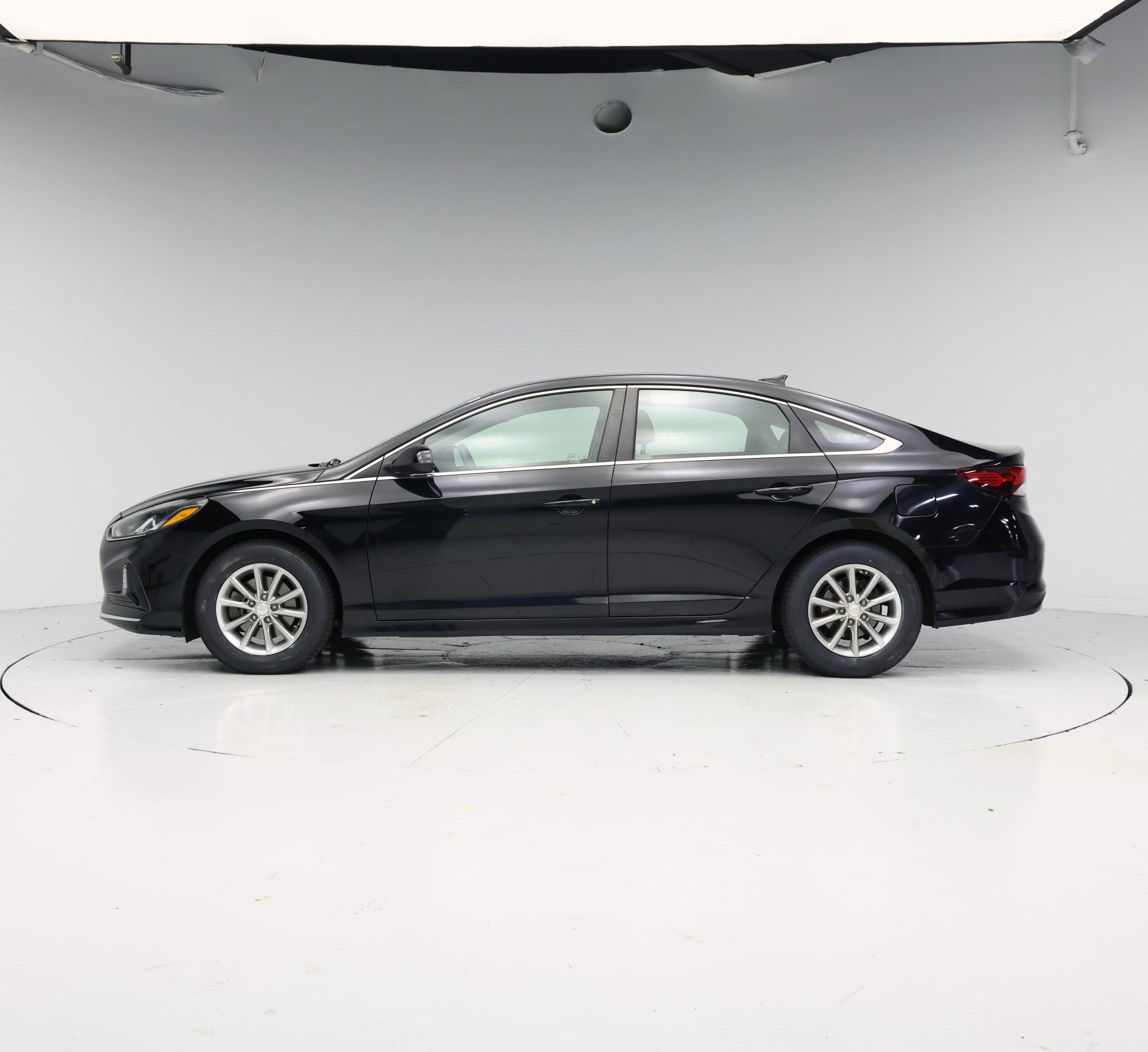Thumbnail: 2018 Hyundai Sonata - 3