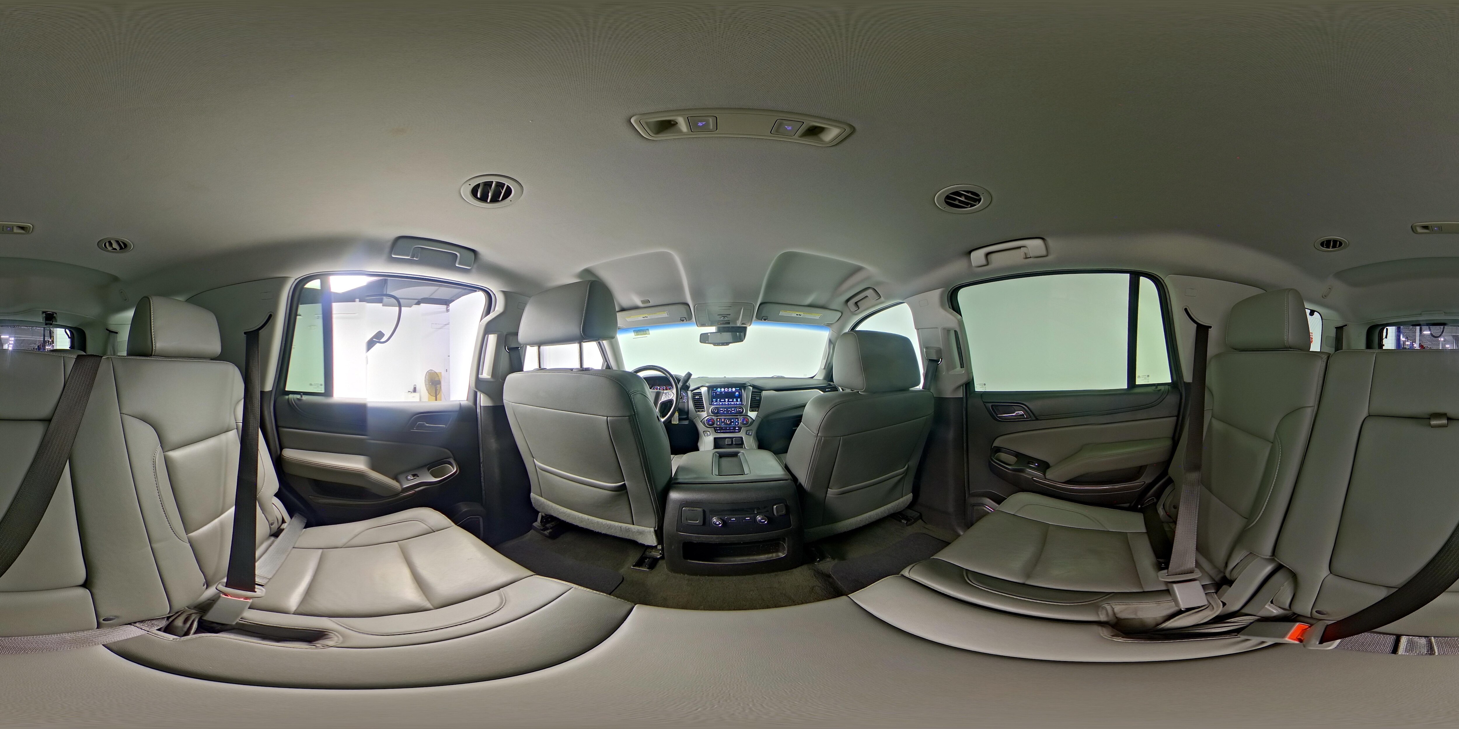 2018 Chevrolet Tahoe LT - Photo 25