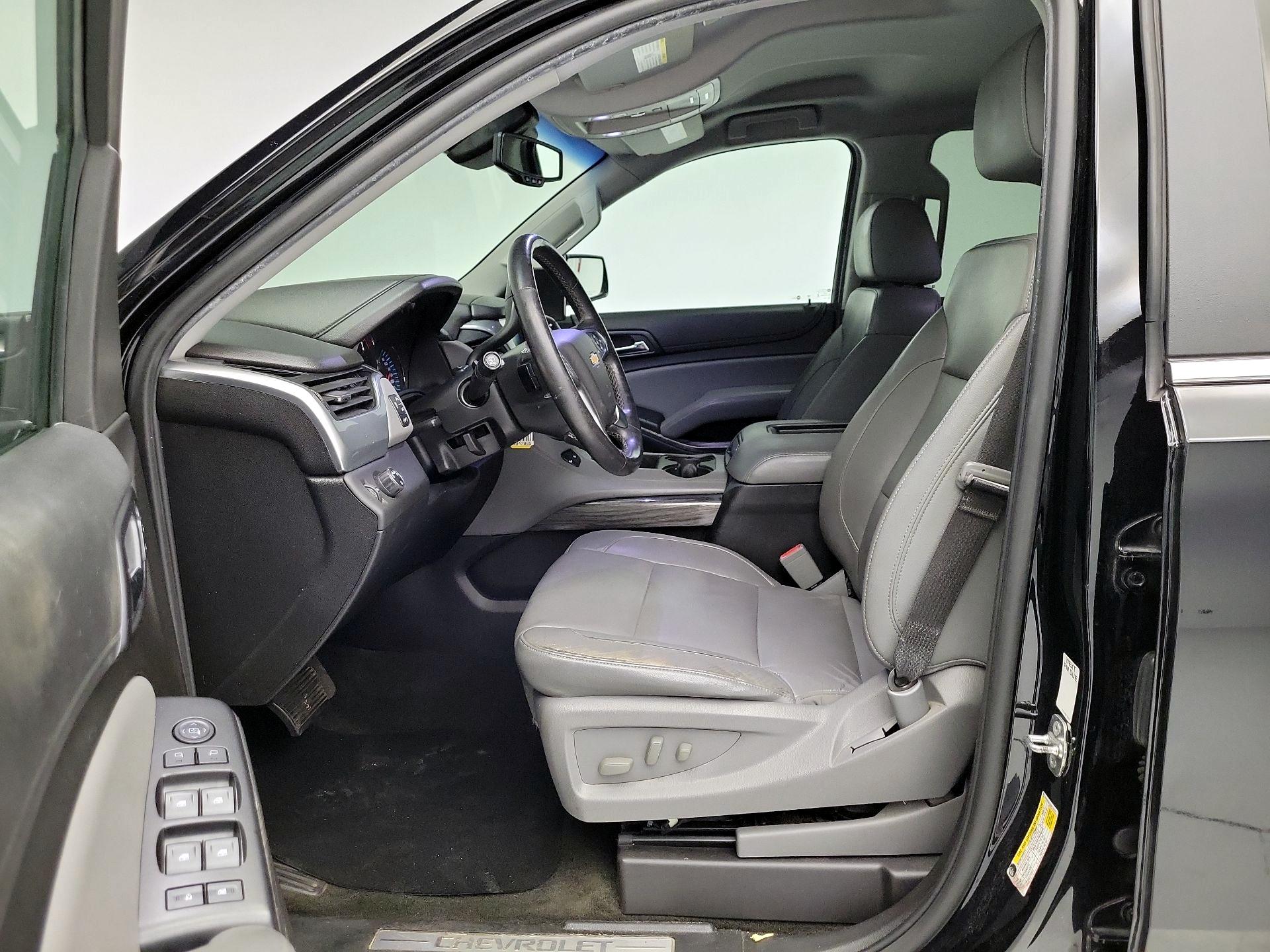 Thumbnail: 2018 Chevrolet Tahoe - 11