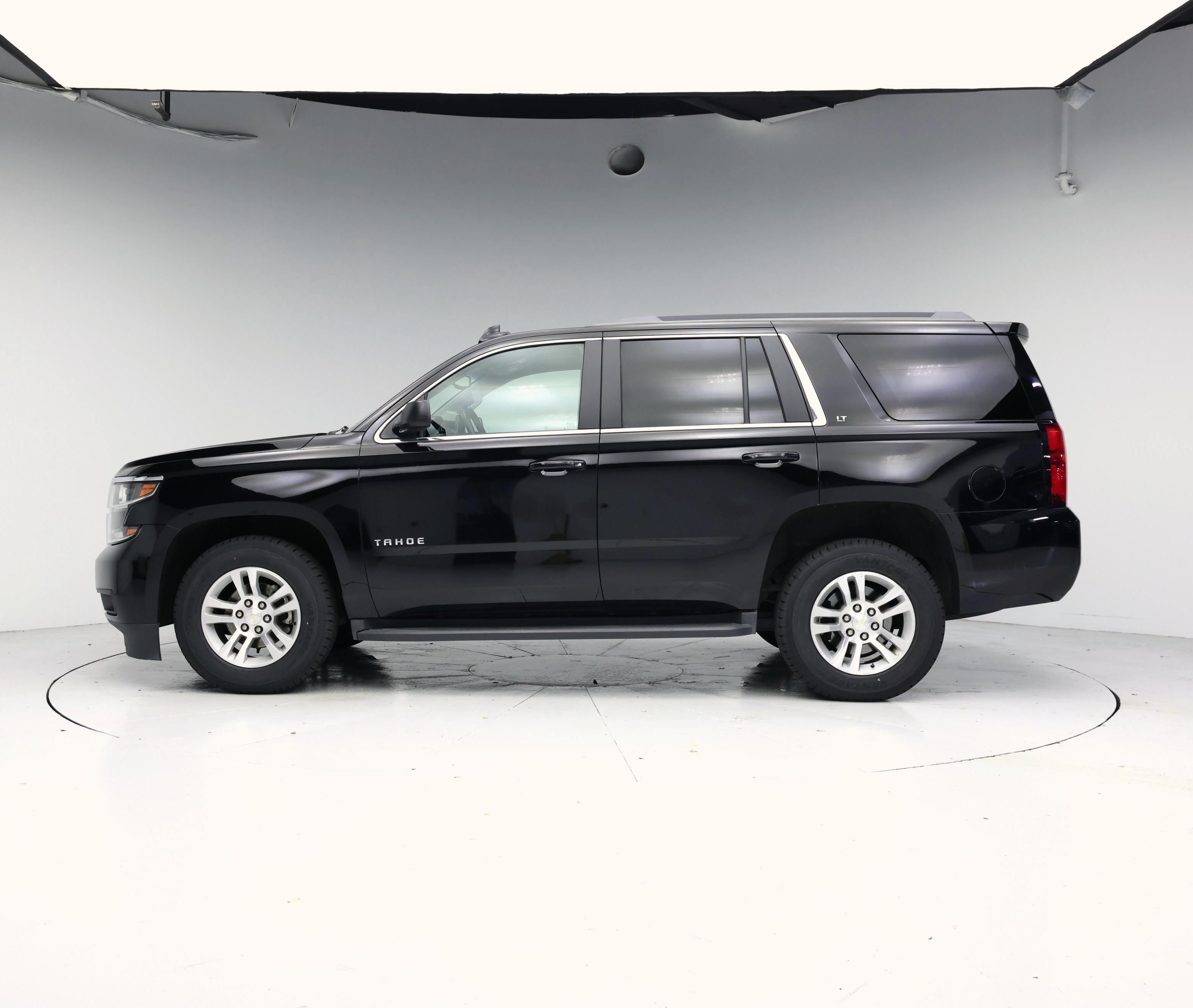 Thumbnail: 2018 Chevrolet Tahoe - 3