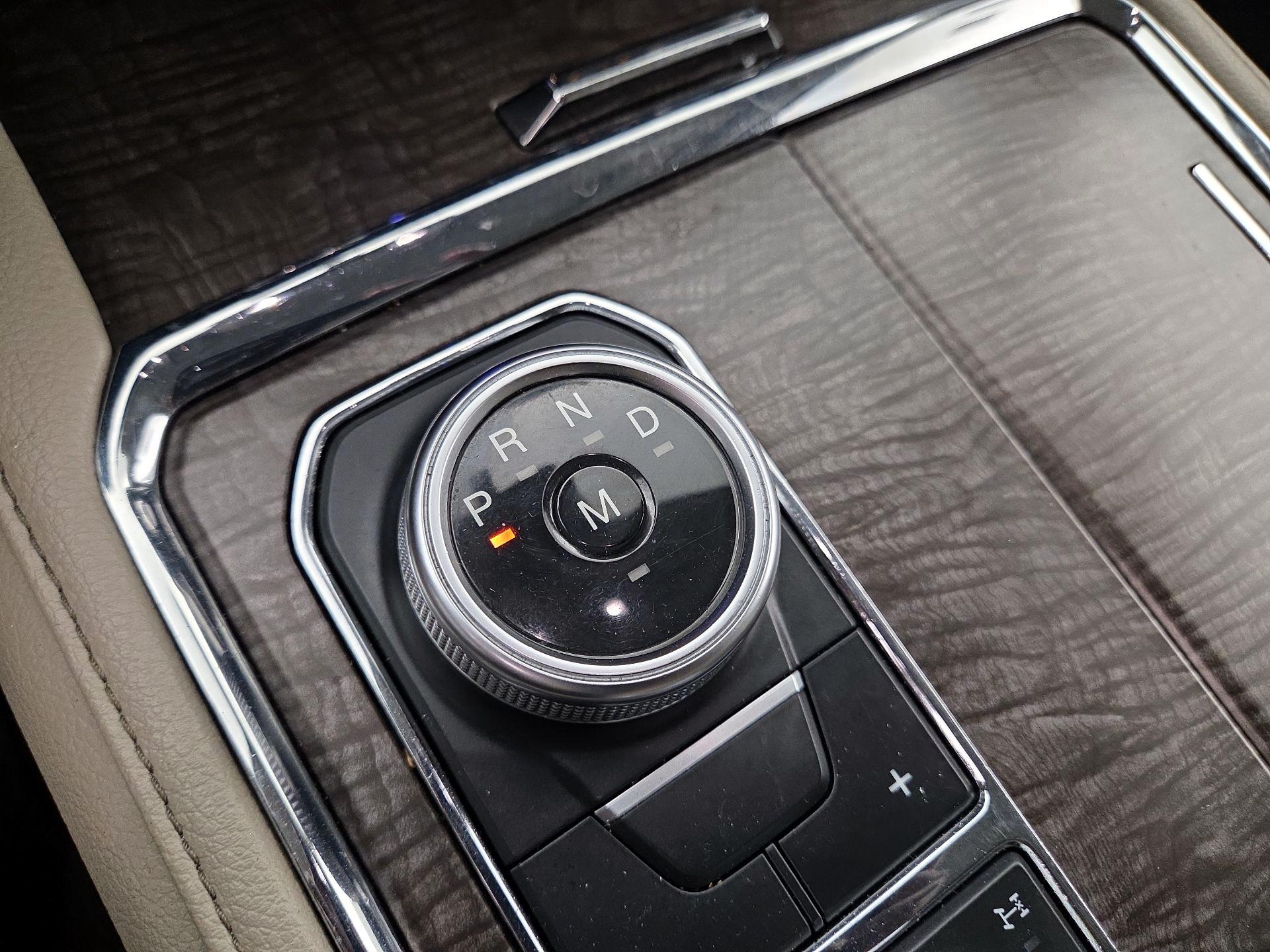 Thumbnail: 2021 Ford Expedition - 18