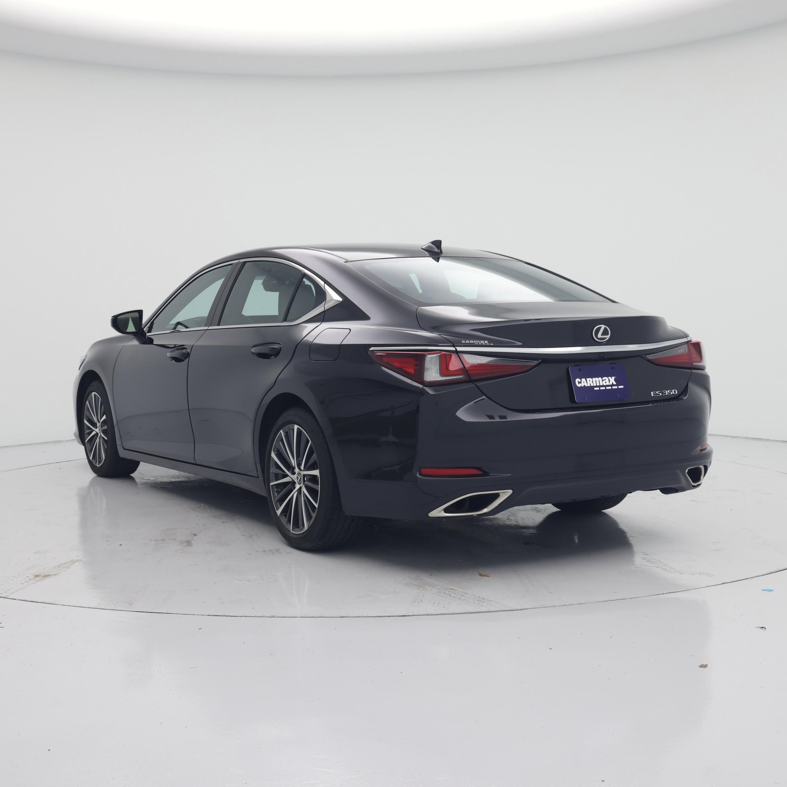 Thumbnail: 2023 Lexus ES - 2