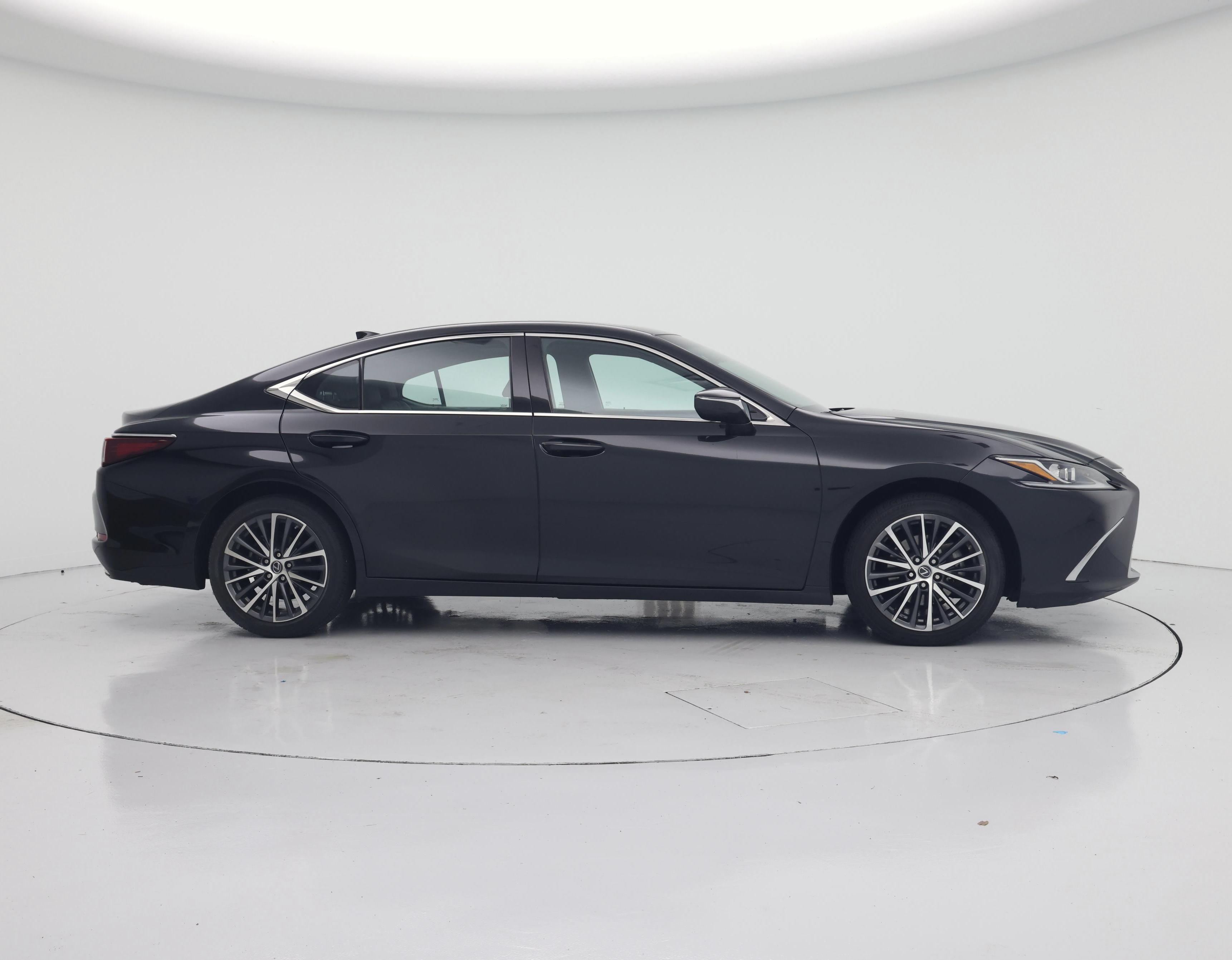 Thumbnail: 2023 Lexus ES - 7