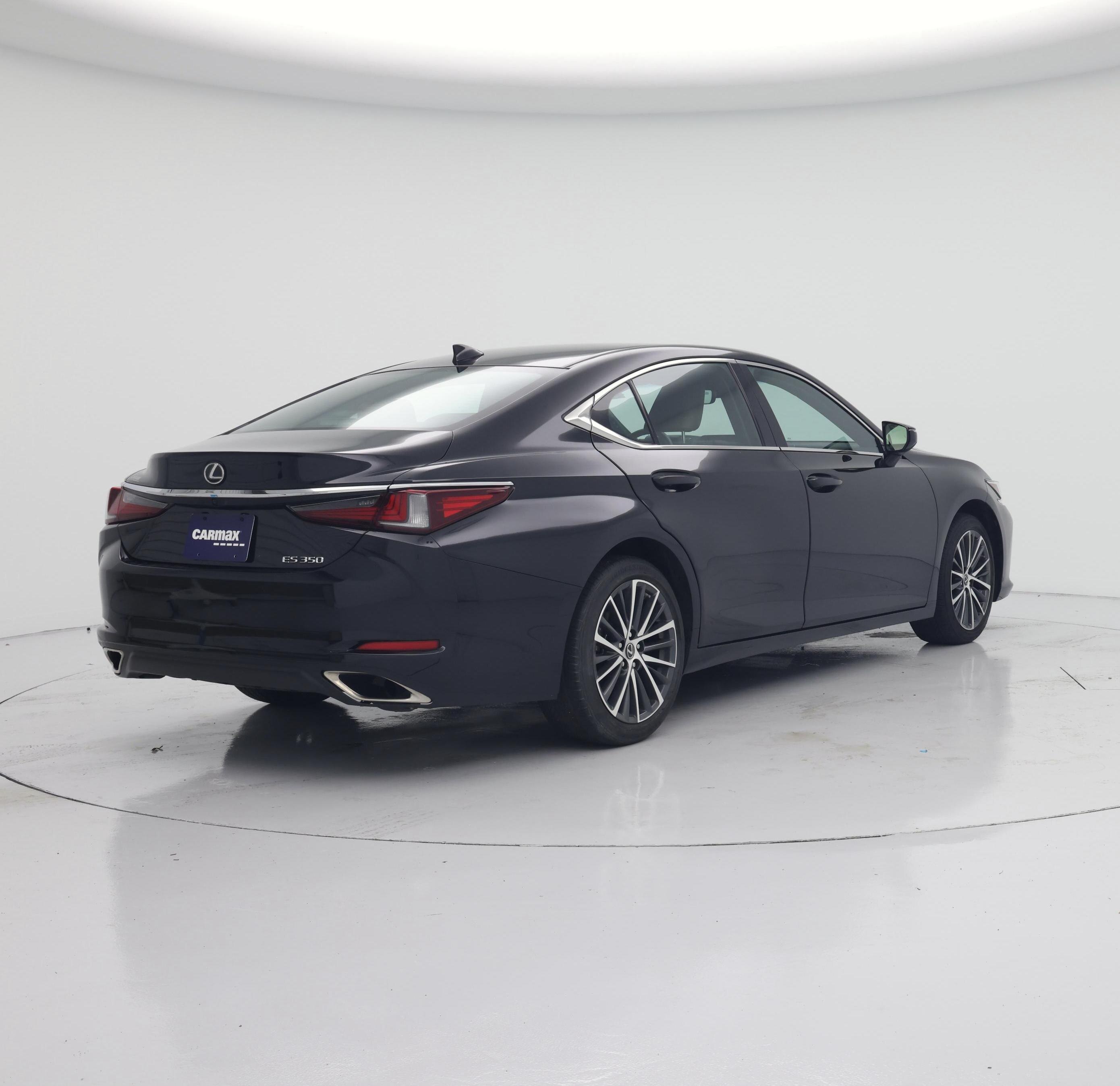 Thumbnail: 2023 Lexus ES - 8
